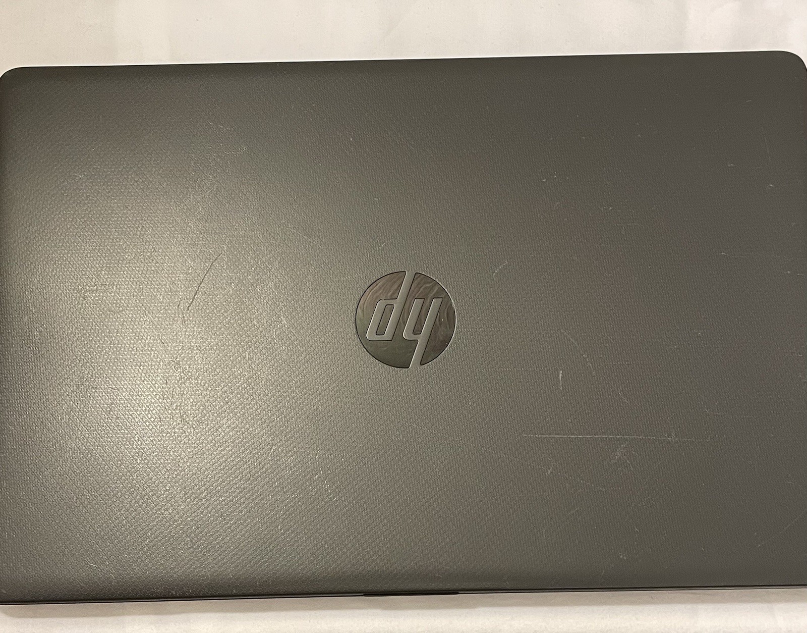 HP 250 G7 Laptop 15.6″ i5-1035G1 Windows 11 Version 24H2 for X64. Please Read