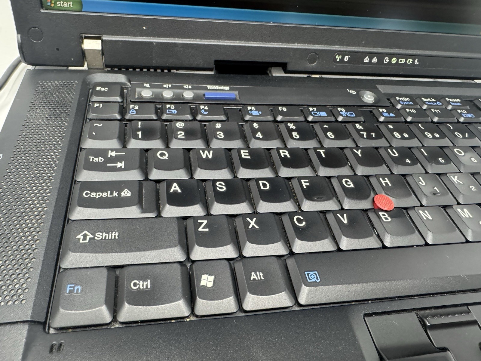 IBM ThinkPad Z60M Pentium M 2.0GHz 2GB RAM 80GB HDD XP Pro Radeon X600