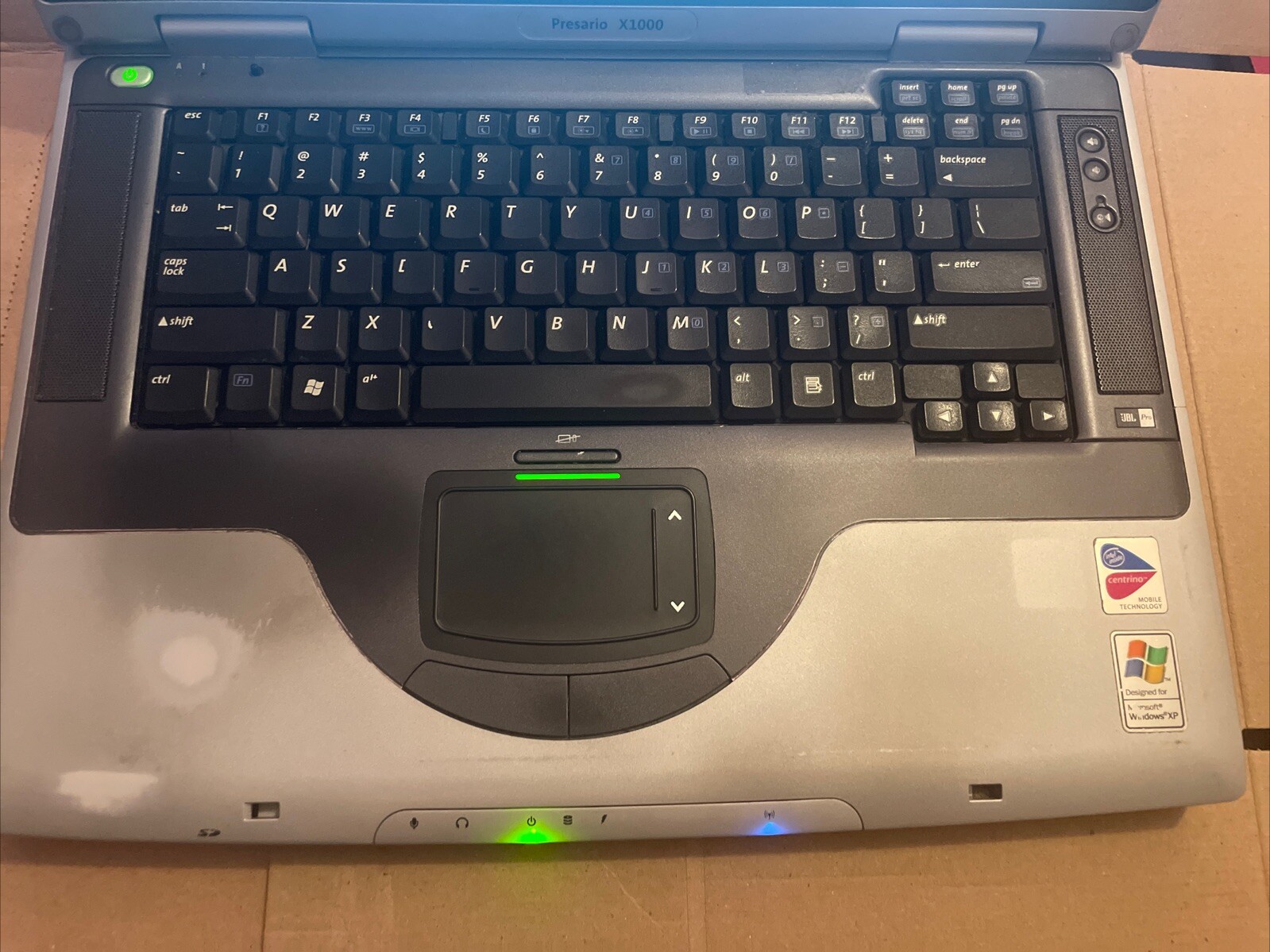 Compaq Presario X1000 Laptop Pentium M 1.4 GHz 2GB 160GB XP Sp3