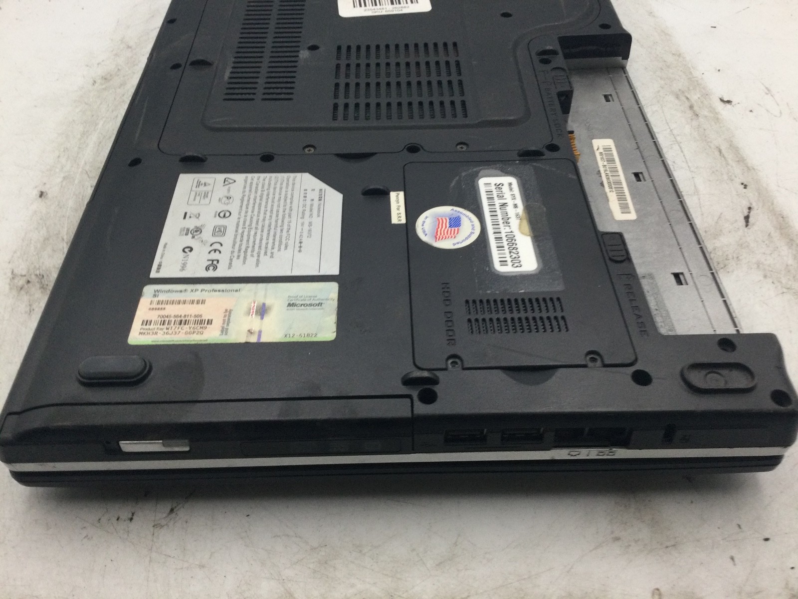 SYSTEMAX MS-16372 – FOR PARTS – INTEL CORE 2 DUO – NO RAM – 15″ – READ – BB