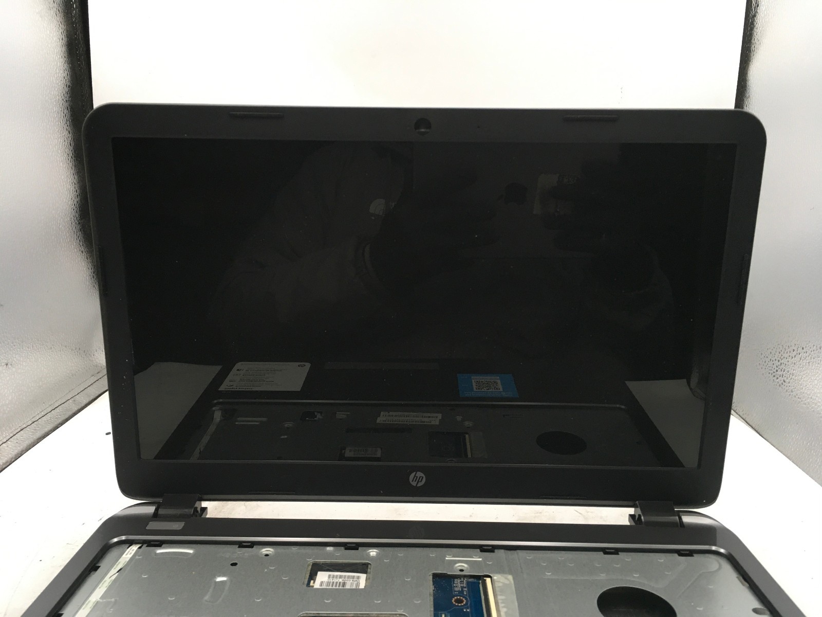 HP 15 G019WM – FOR PARTS/REPAIR – AMD E1-2100 – 4GB RAM – NO OS – 15″ – READ -BB