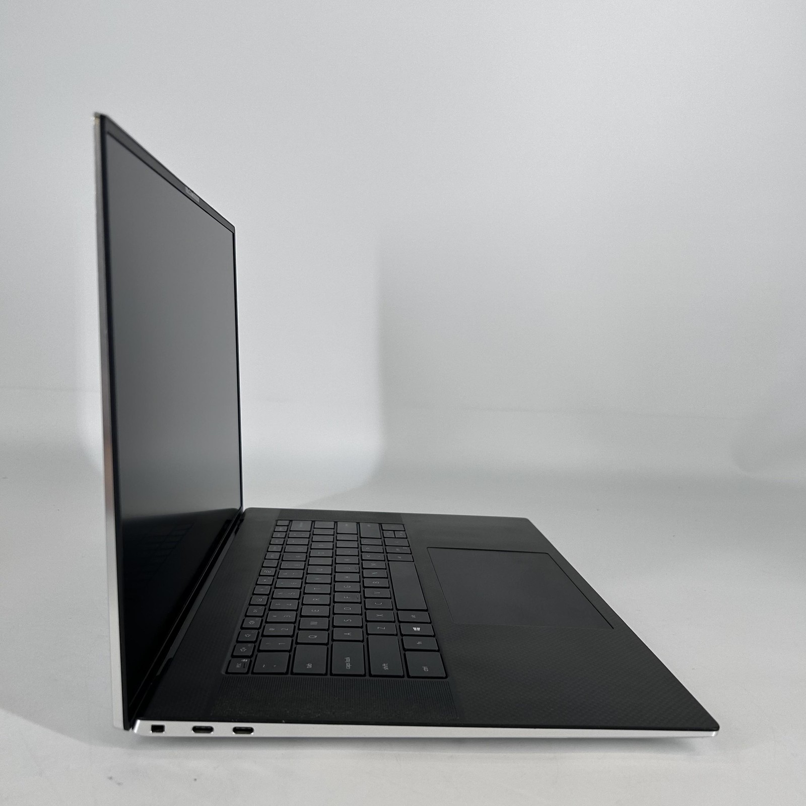 Dell XPS 17 9700 Silver FHD+ i5-10300H 2.50GHz 16GB RAM 1TB SSD Good
