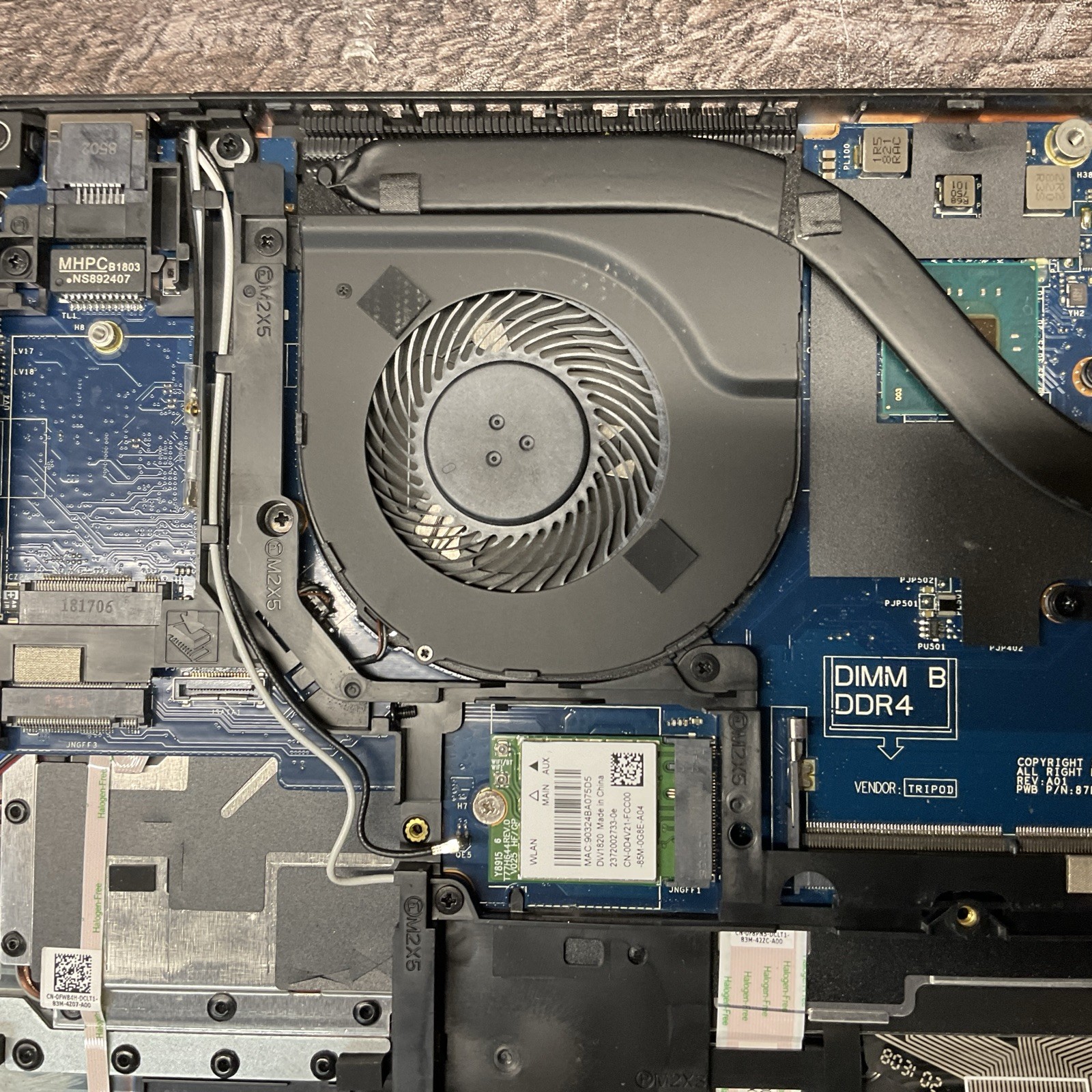 Dell Latitude 5480 / i5 6th Gen / BIOS Unlocked / No RAM / No SSD / M15