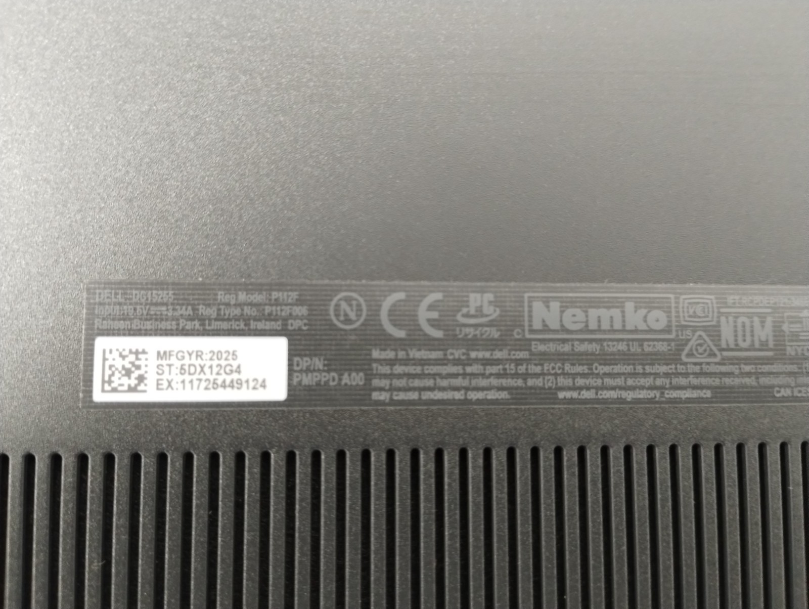DELL 15 DC15255 G8MK9, AMD Ryzen 7 7730U, 2.00 GHz, 16 GB RAM, 512 GB NVMe SSD