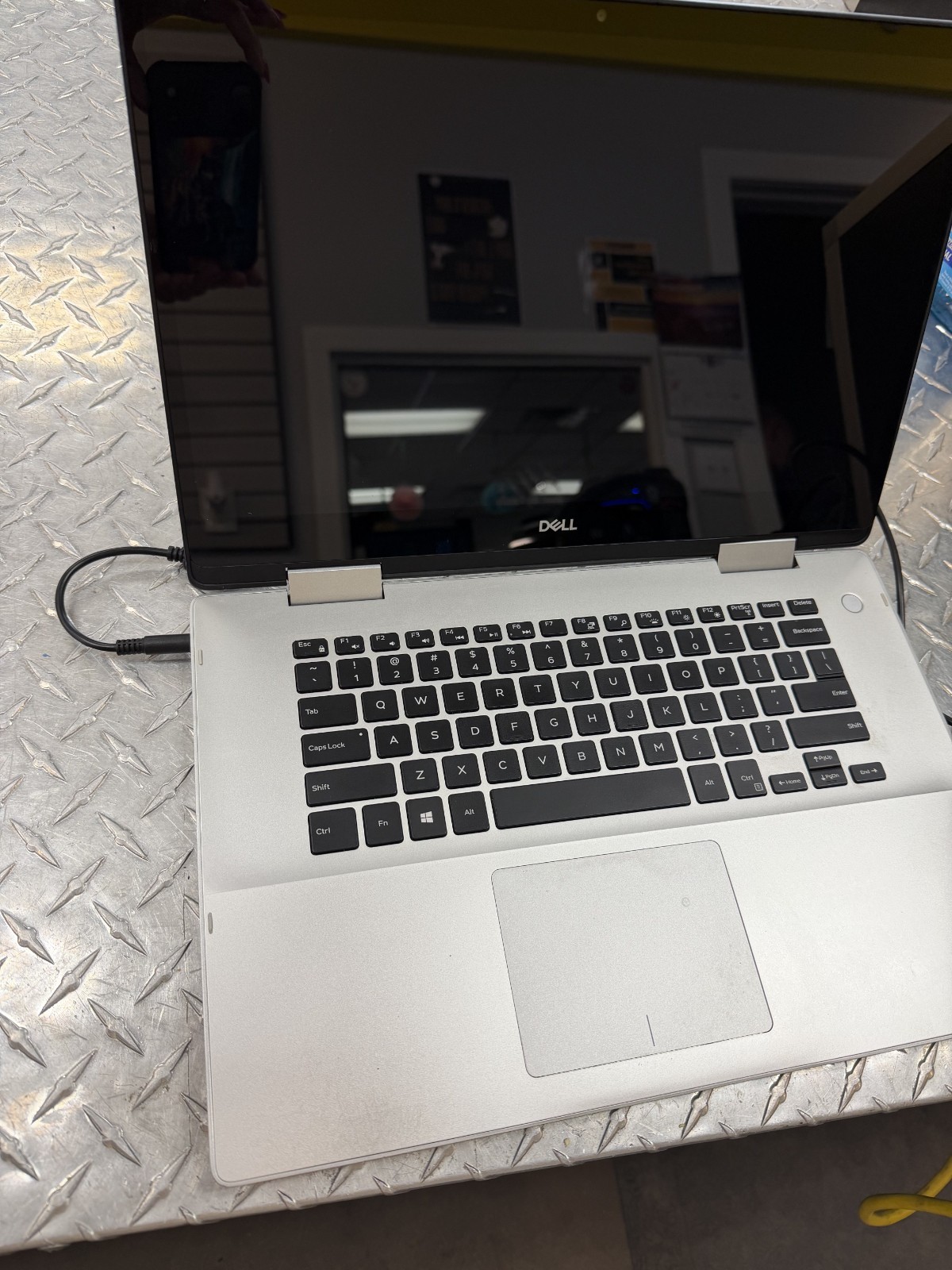 dell laptop INPIRION 5591 2 IN 1 windows 11 touchscreen