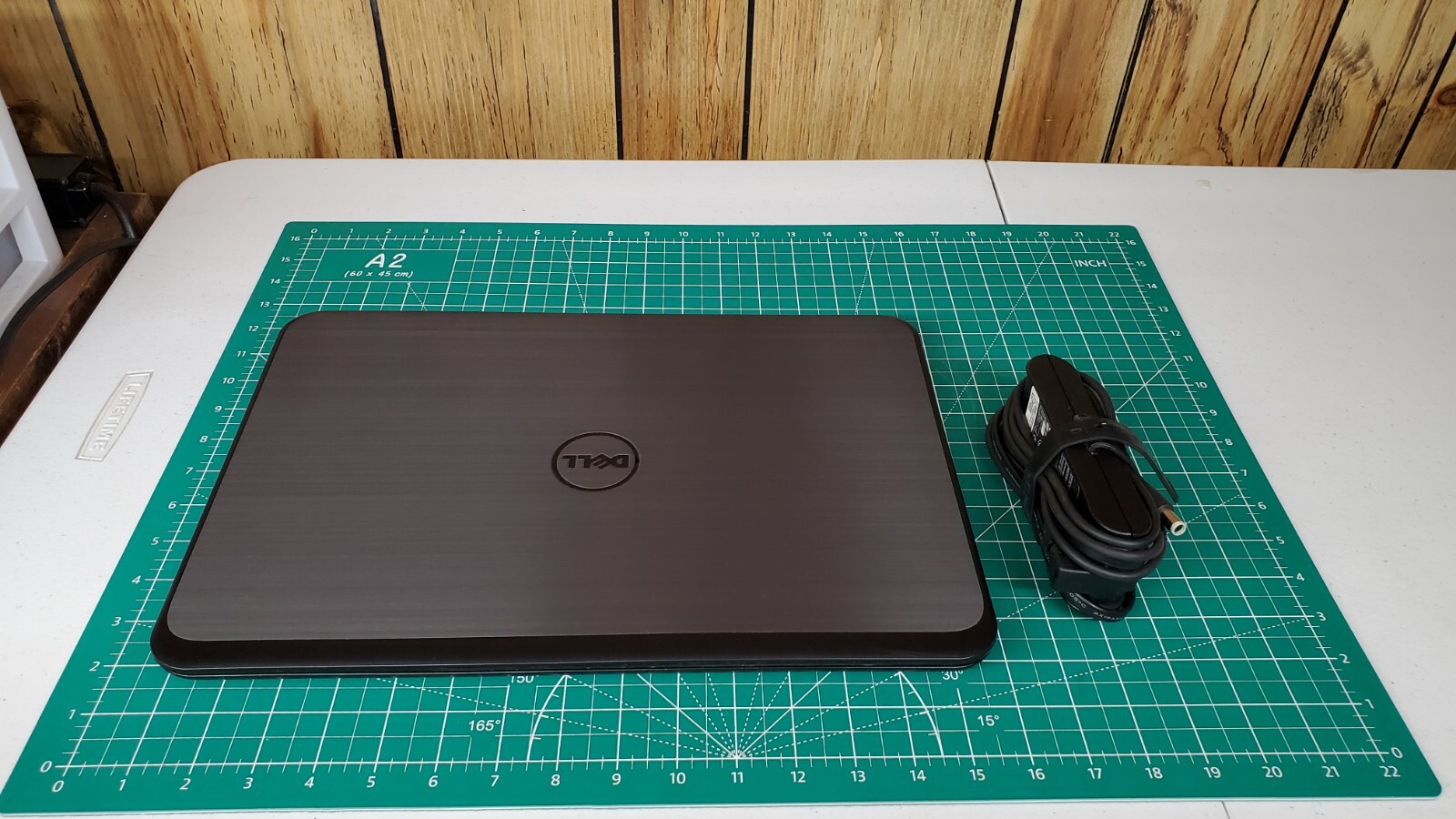 DELL LATITUDE 3540, 15.6” DISP, CORE i3-4010U, 8GB RAM, 128GB SSD, WINDOWS 10.