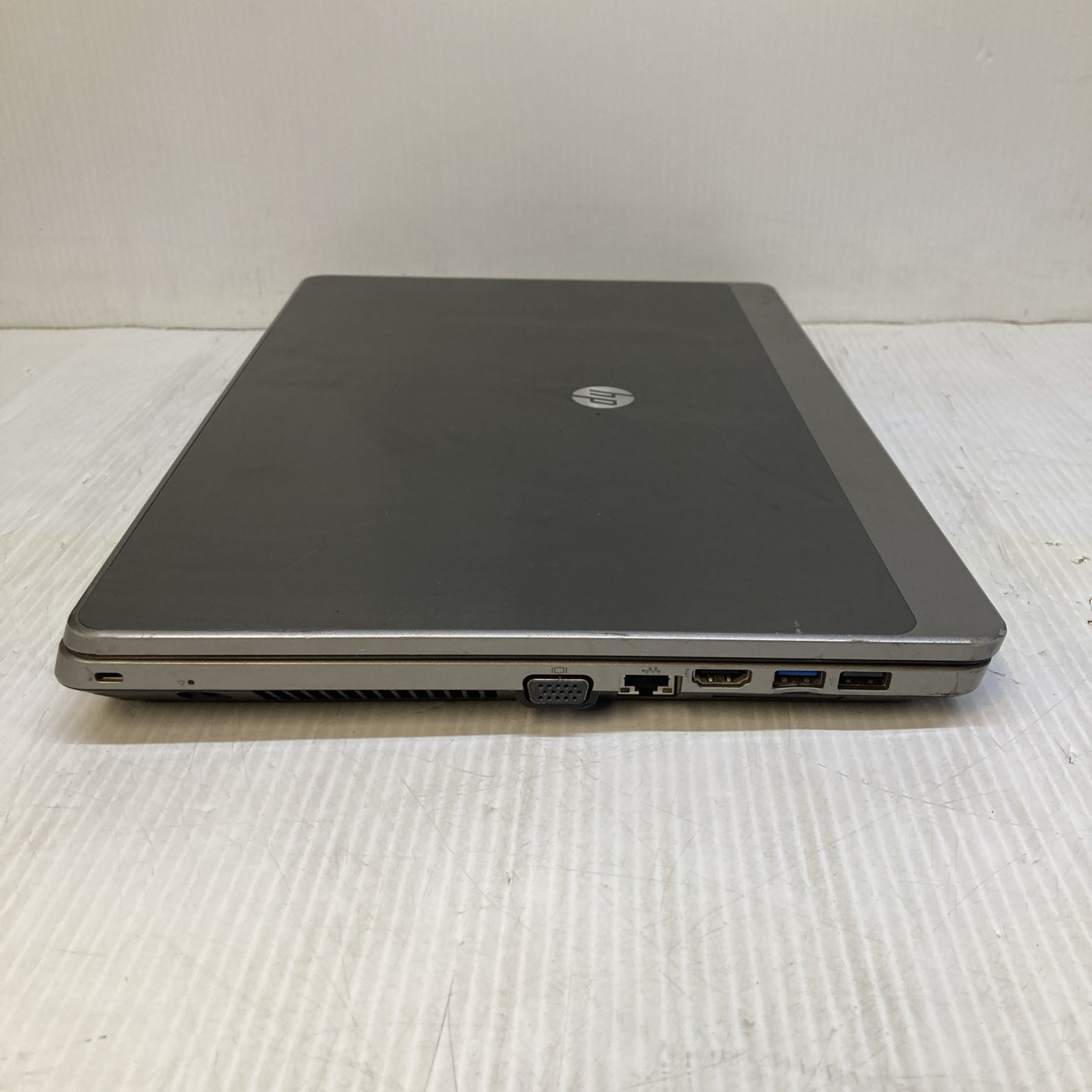 HP ProBook 4530s Intel Core i3-2310M 2.10GHz no RAM NO HDD boot to BIOS