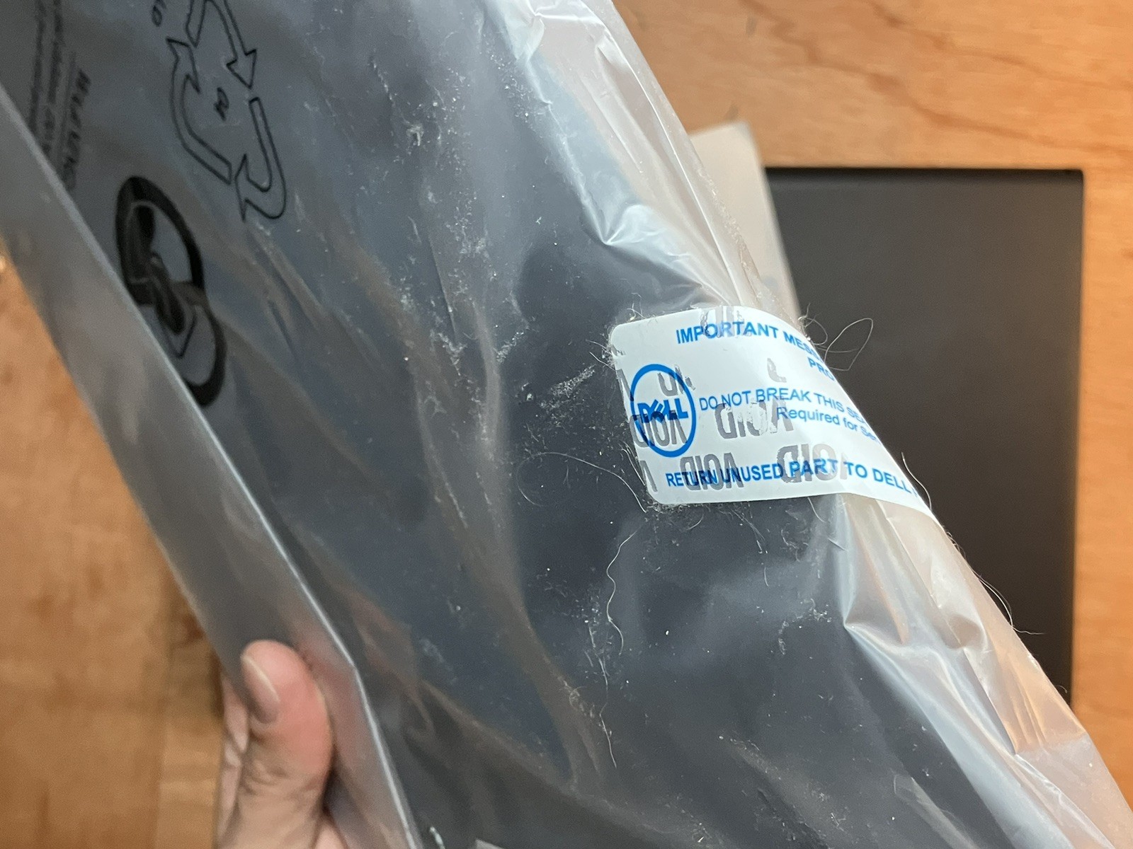 Dell Inspiron 15 3520 15.6″ (512GB SSD, Intel Core i5-1235U, 16GB RAM)
