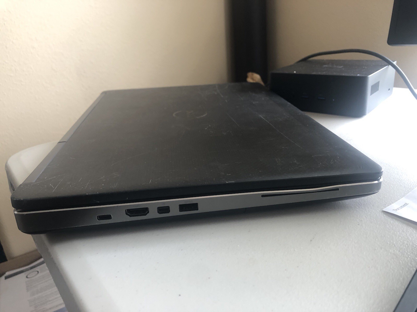 Dell Precision 7520 Workstation 15.6″ Core i7-7820HQ 2.90GHz 32GB Ram 1TB HDD