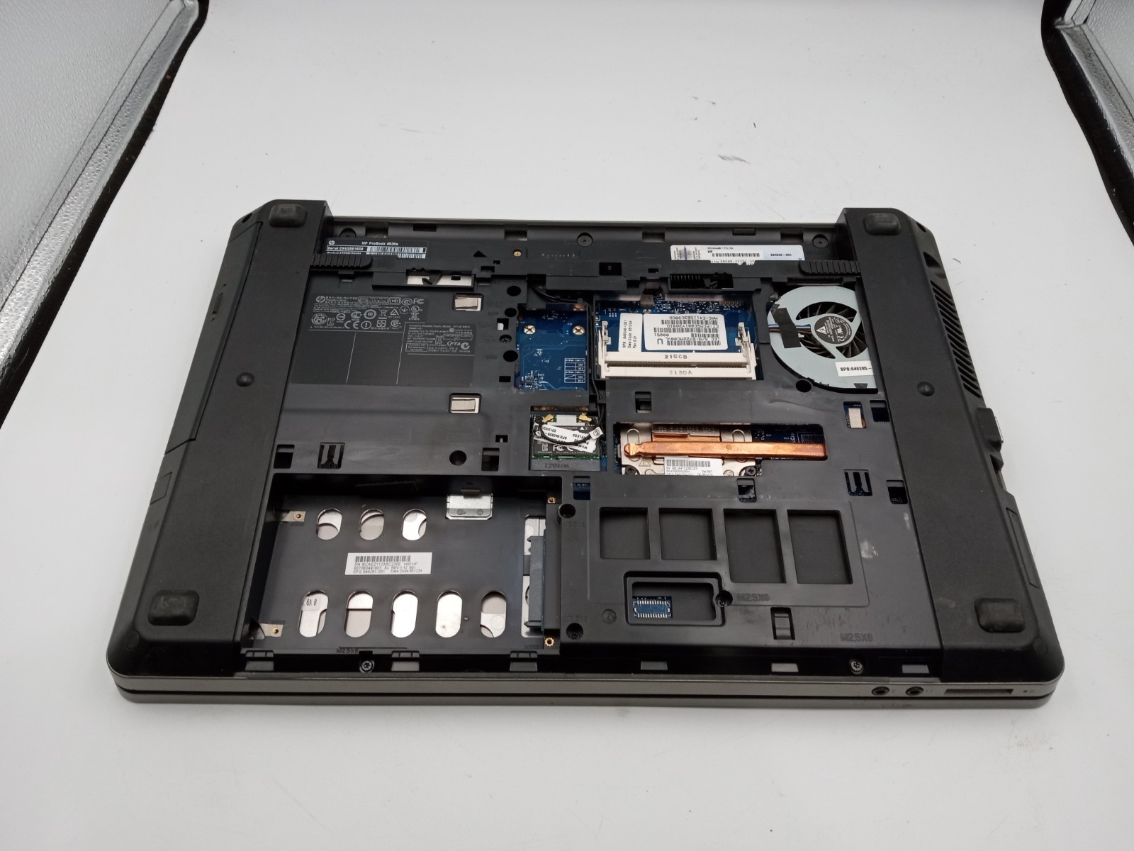 HP ProBook 4530s 15″ Laptop Intel Core i5 2nd Gen – WON’T POWER ON – READ -RR
