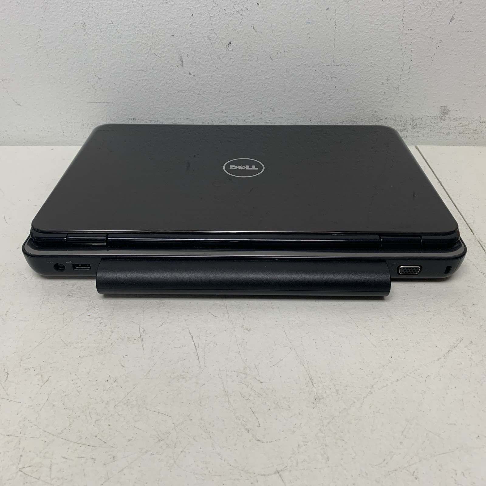 DELL INSPIRON N4010 i3-M350 2.-27ghz 4GB Ram 500gb Hdd Wind 10 Home Read Descri