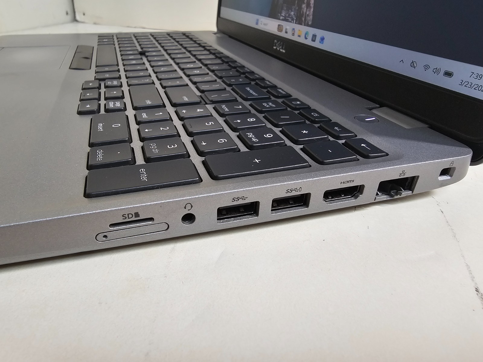 Dell Precision 3551 Laptop – 2.6 GHz i7-10750H 32GB 256GB SSD Cam 15.6″ – SP20