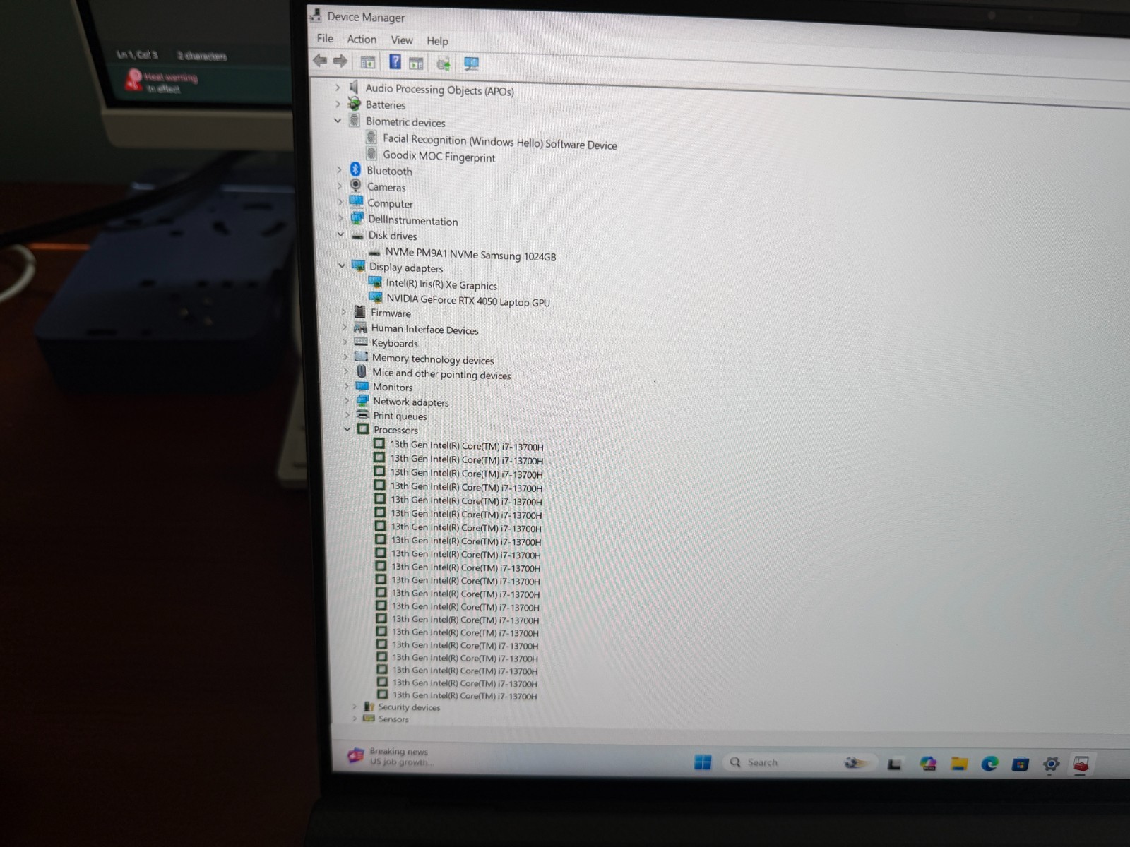 Dell XPS 15 9530 Core i7-13700H 16GB 1TB NVME RTX 4050 FHD+ Win11 130W Charger