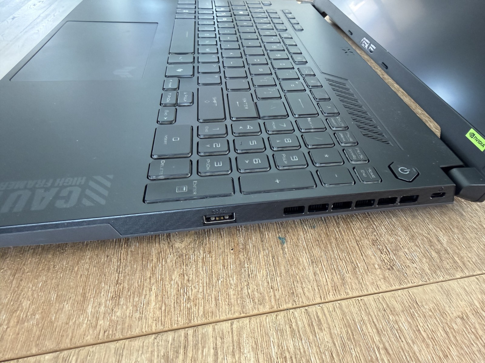 ASUS TUF Gaming F16 FX607VU-ES51 16″ Laptop | RTX 4050 | Core i5 210H | 8GB | 51