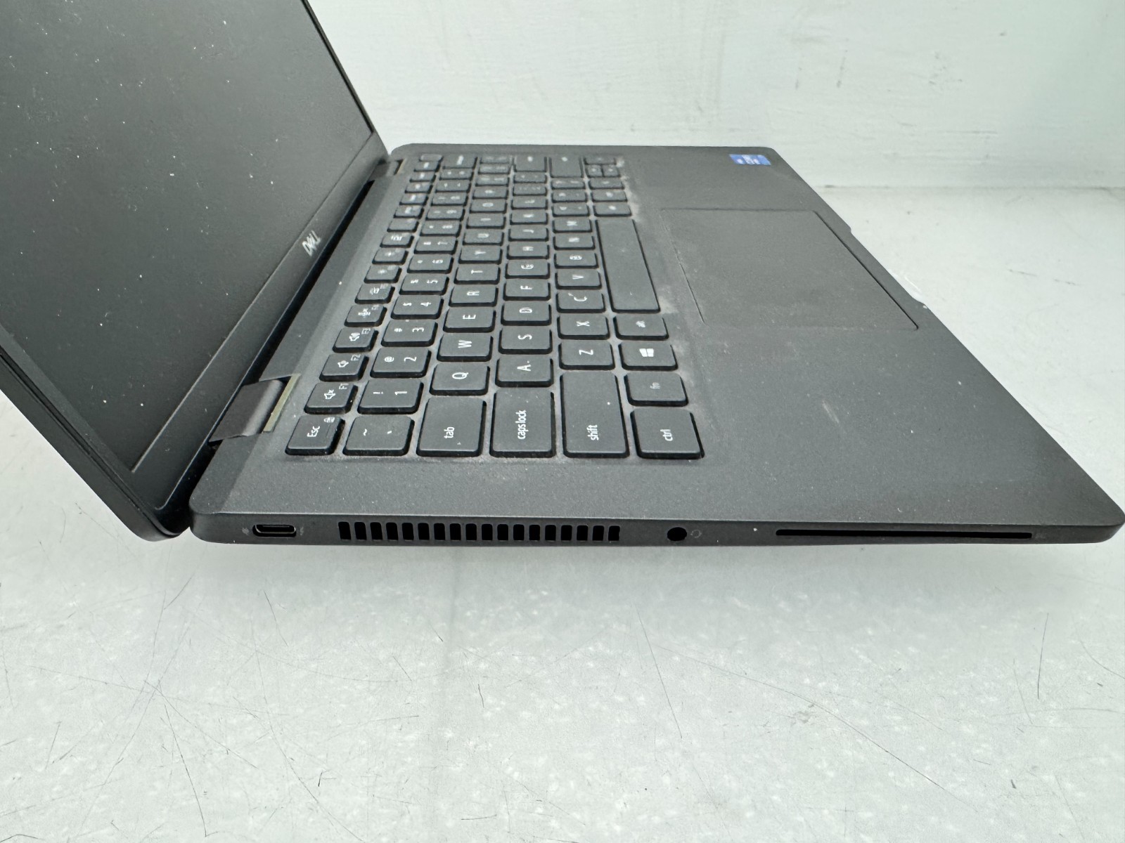 Dell Latitude 7420 Intel i7-1185G7@3.0Ghz 16GB 256G Touch Screen Win11 65W/AC
