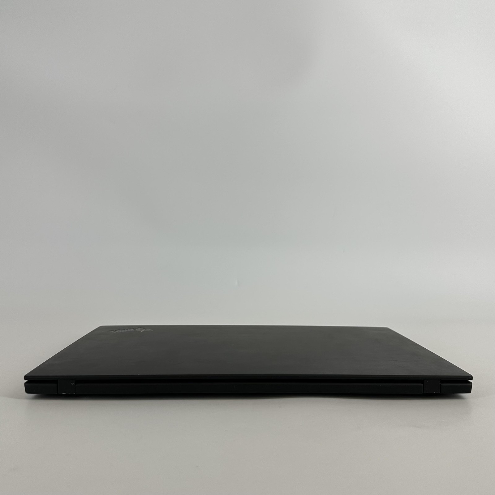 Lenovo ThinkPad X1 Carbon Gen 8 14 FHD TOUCH i7-10610U 16GB 512GB SSD White Spot
