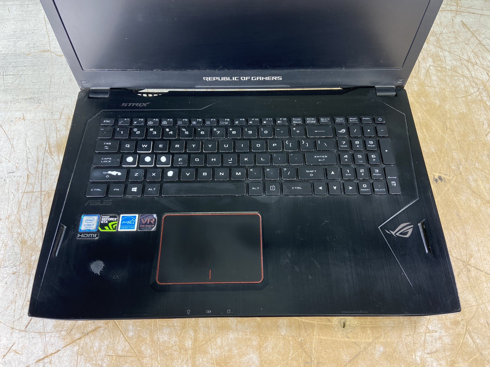 ASUS GL702V i7-7700HQ @ 2.80GHz, 16GB RAM, NO HDD/OS – (FOR PARTS)