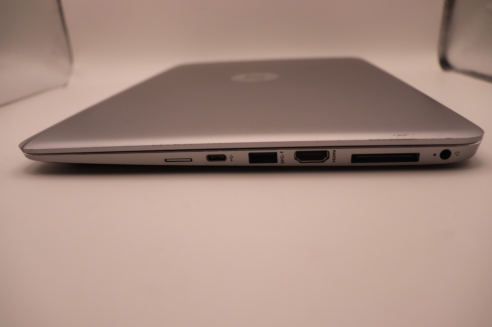HP EliteBook Folio 1040 G3 14″ Laptop Intel i7-6600U 16GB 256GB SSD