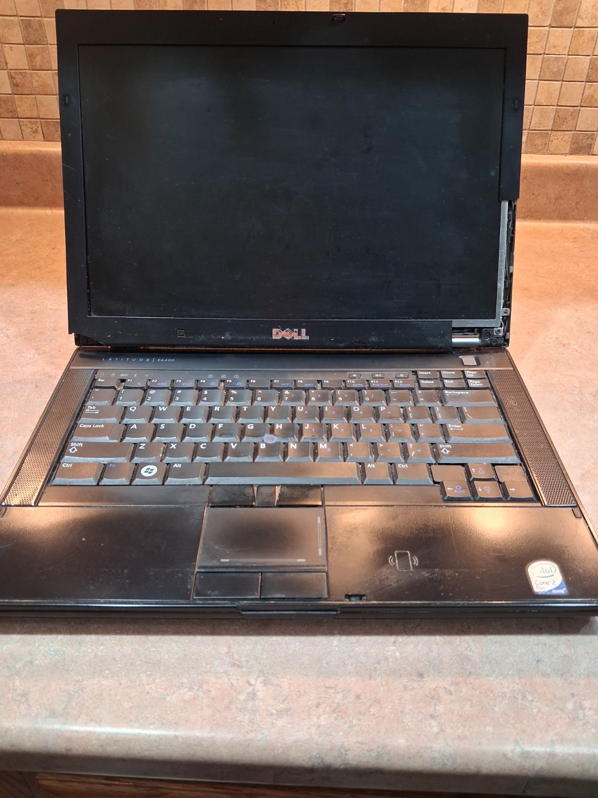 UNTESTED Dell Inspiron 6400 15.4in. Notebook/Laptop – **For parts only