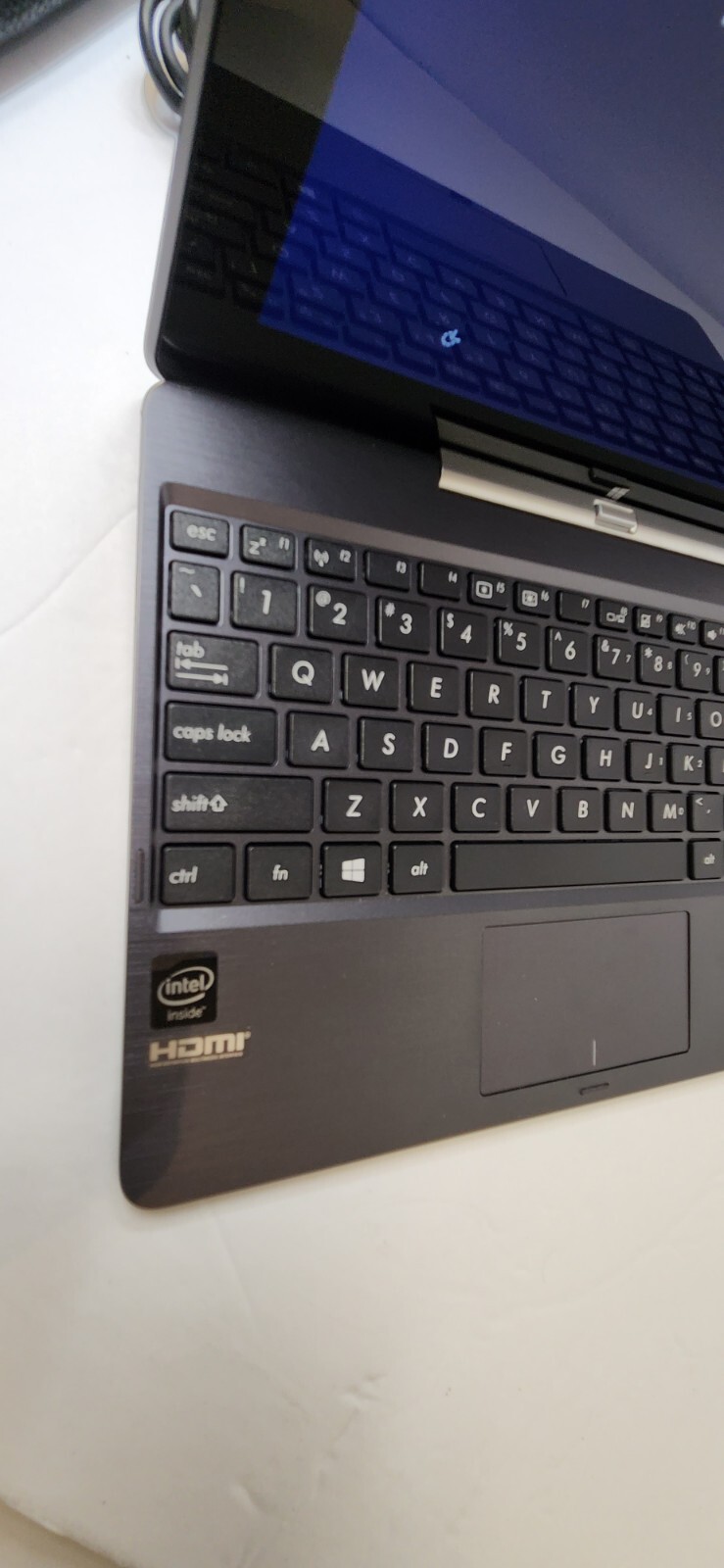 ASUS Transformer Book T100TAM-C1-GM 10.1in. (64GB, Intel Atom Quad-Core,…