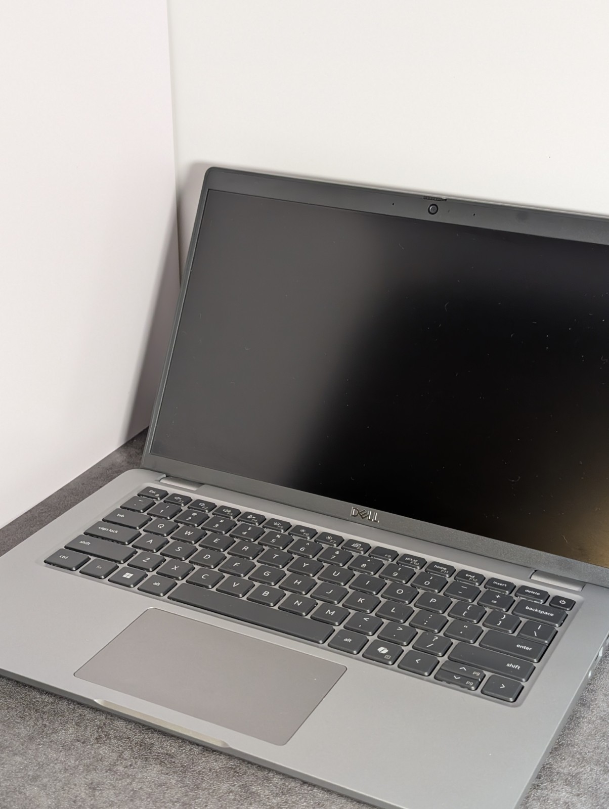 Dell Latitude 5450 14in Silver Core Ultra 7 32GB DDR5 RAM 256GB SSD Win11