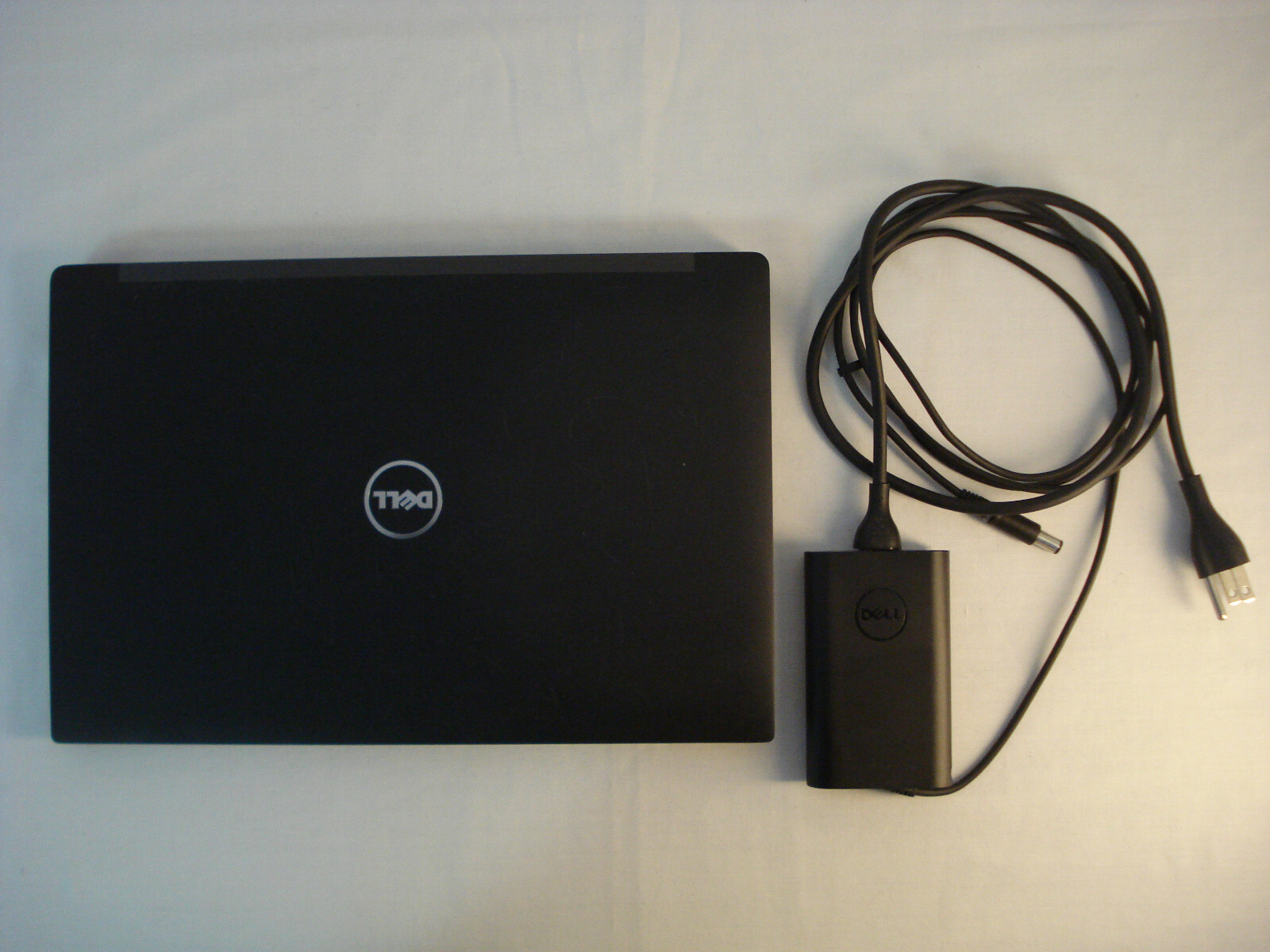 Dell Latitude 7480 i5-7200U * 32GB DDR4 RAM * 256GB WIN 10 PRO -Backlit Keyboard