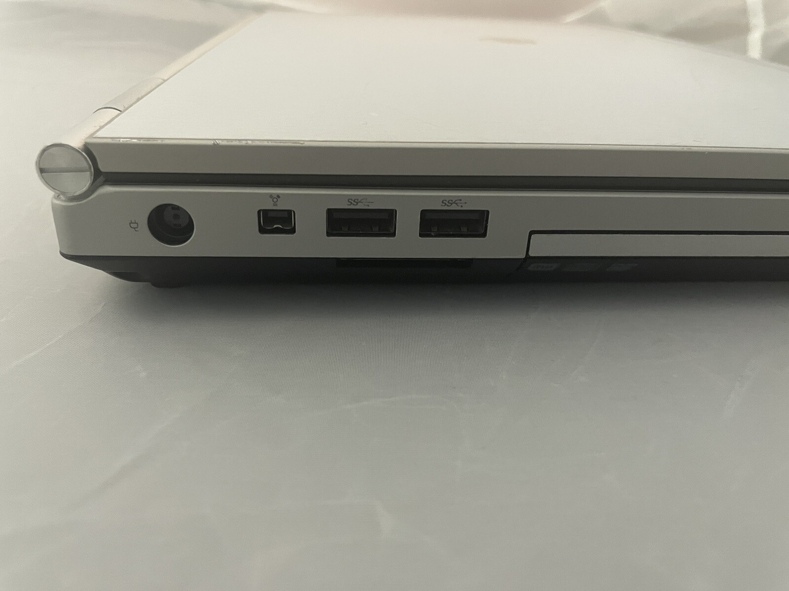 HP EliteBook 8470p 14″ Core i5 3320M 2.6GHz 8GB RAM 500GB HDD Win 10