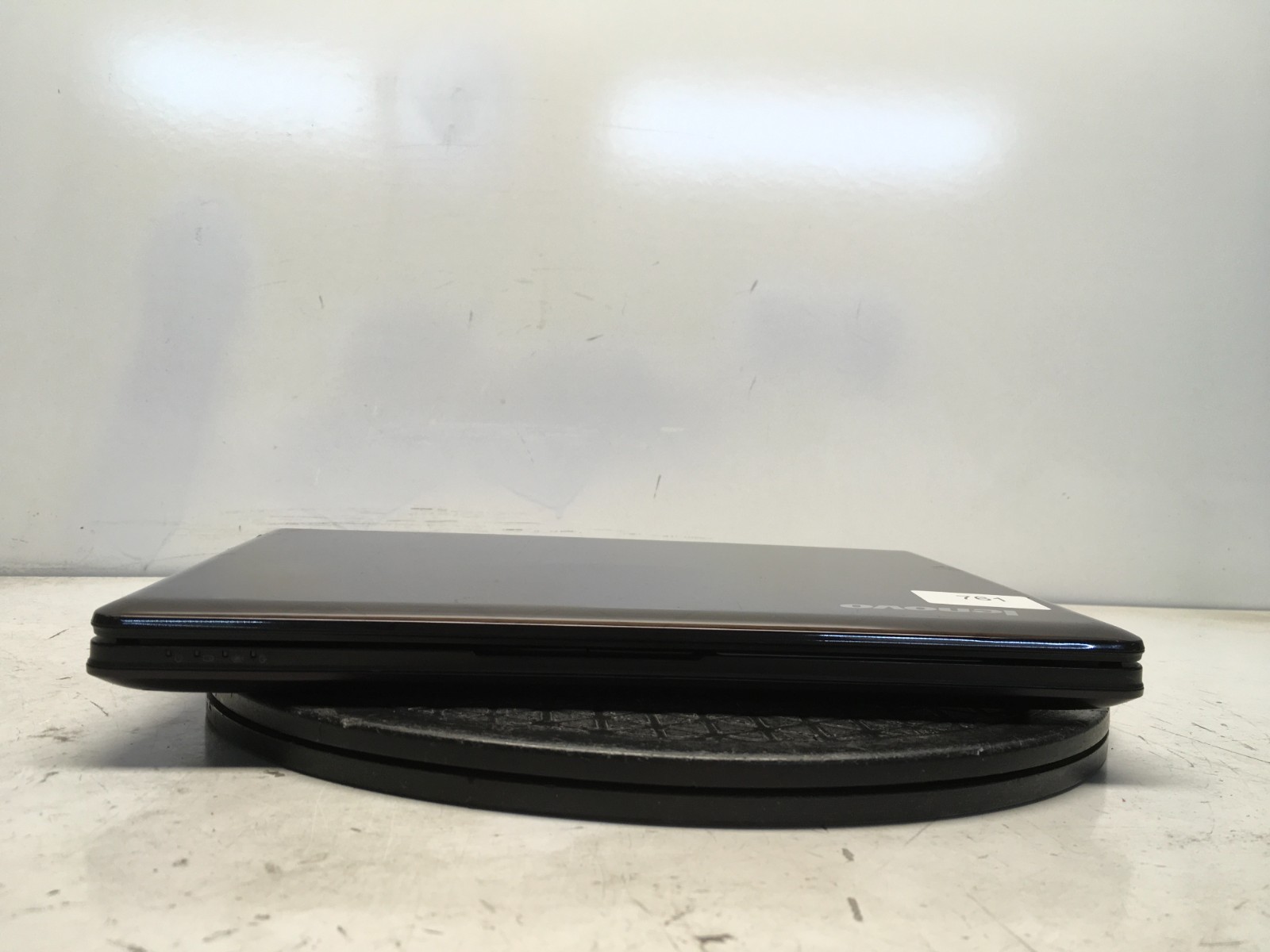 Lenovo IdeaPad S205S Intel Pentium U5600 1.33GHz 2 GB NO HDD