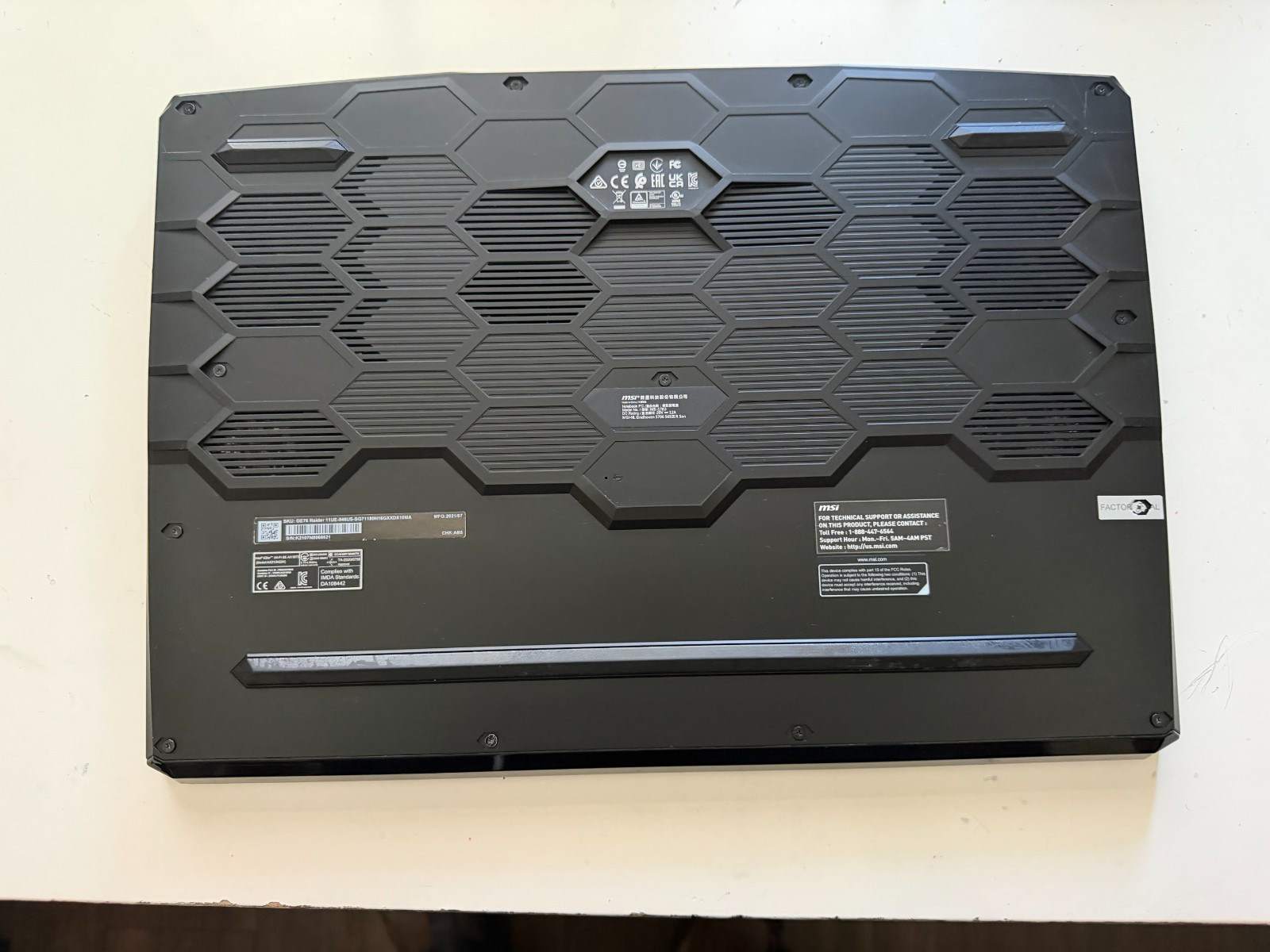 MSI GE 76 RAIDER GAMING LAPTOP, 64GB RAM, 5T M.2, i7, WINDOWS 11 HOME