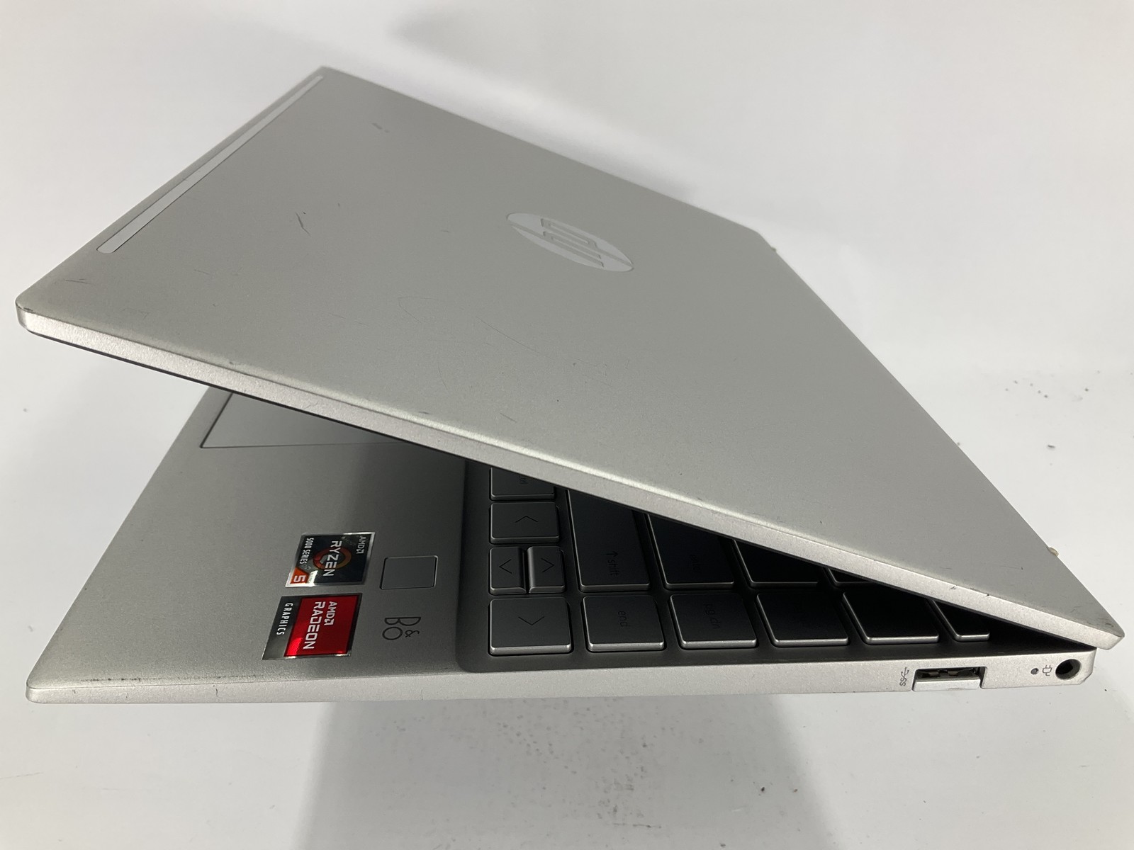 HP Pavilion Aero Laptop 13-be0010nr 13.3″ AMD Ryzen 5 5600U 512GB 8GB B W11 Pro