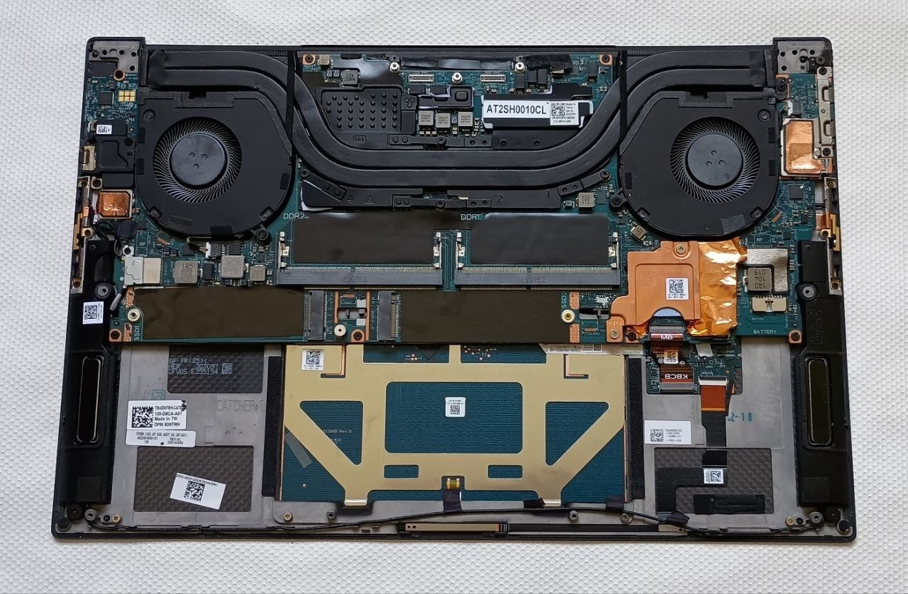 Dell XPS 15 9500 Motherboard i7-10750H GTX 1650 Ti Keyboard Tested