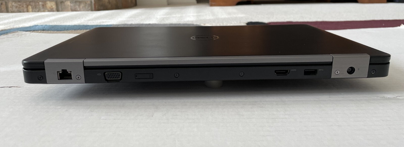 DELL PRECISION 3510 15.6″ i5-6440HQ 8GB 120GB SSD AMD RADEON R9 M360