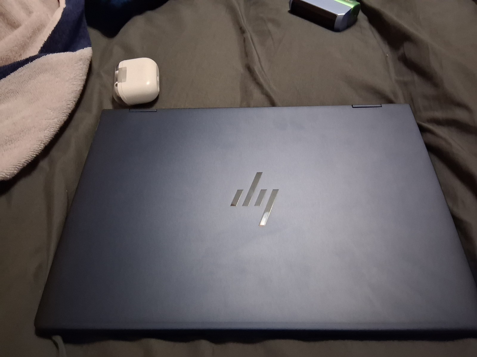 HP OmniBook x Flip