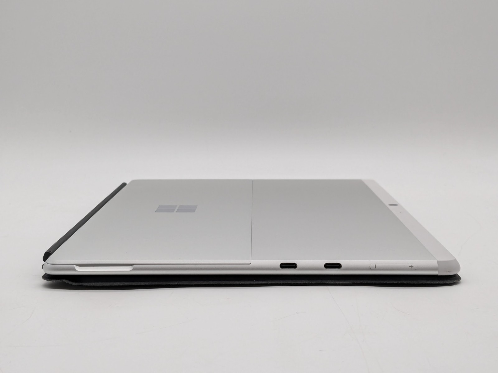 Surface Pro X 2-in-1 13″ Touch SQ2 256GB 16GB W11 SQ2 Adreno 690 Backlit Stylus