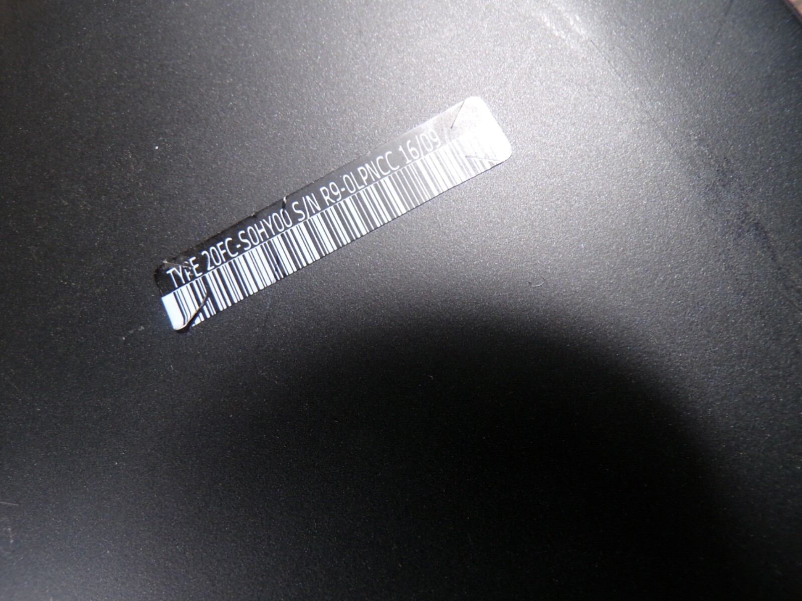 LENOVO X1 CARBON INTEL CORE i7-6500U 2.50GHZ 8GB RAM **NO HD/ NO CADDIE/ NO OS