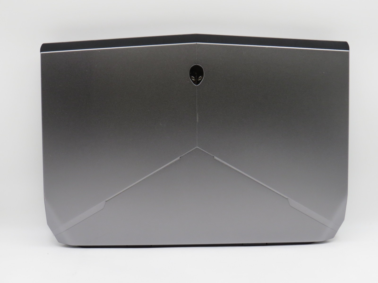Alienware 15 R2 | i7-6700HQ @ 2.6GHz | GeForce GTX 965M | No RAM/HDD/OS/AC PARTS
