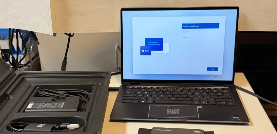 Dell Latitude 9330 13.3″ 2-in-1 Touch i7-12th Gen 32GB RAM 512GB SSD Win 11 Pro