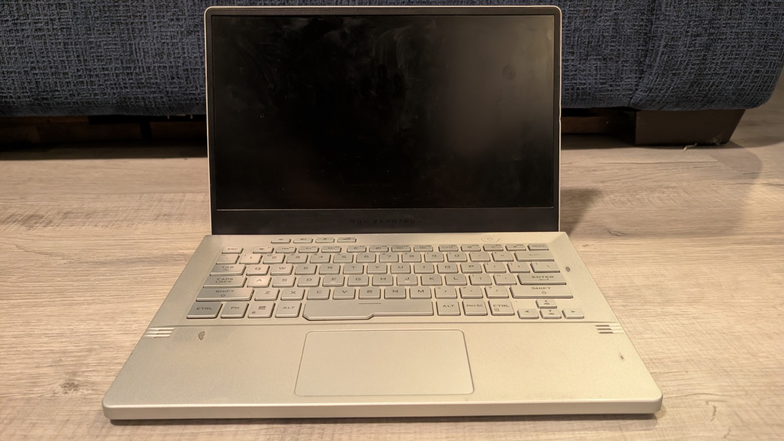 NOT WORKING: Asus ROG Zephyrus G14 GA401Q 14″ Ryzen 9 5900HS 16GB RAM RTX 3060