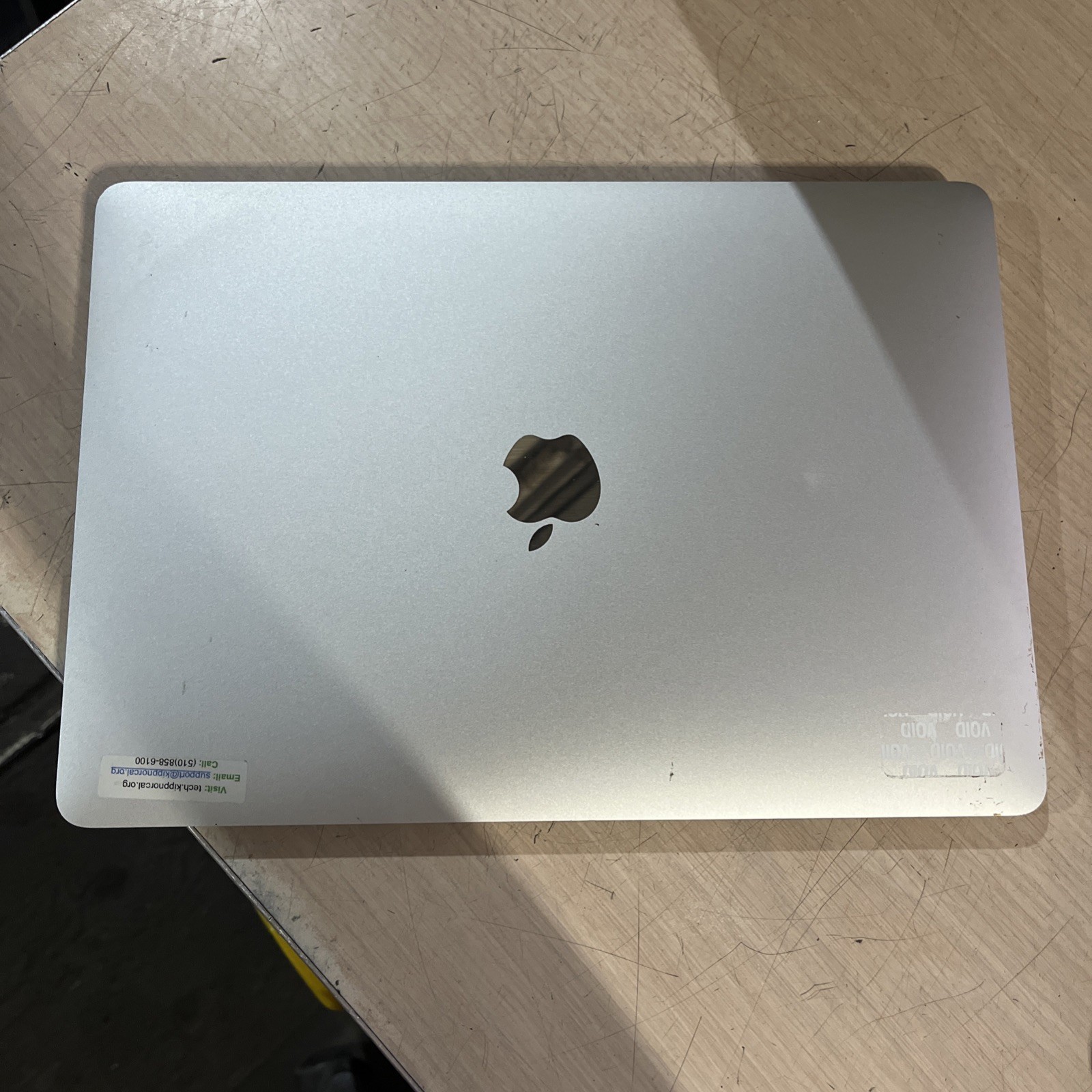 APPLE MACBOOK AIR “M1″ 8 CPU/7 GPU 13” 3.2GHZ 8GB RAM 128SSD