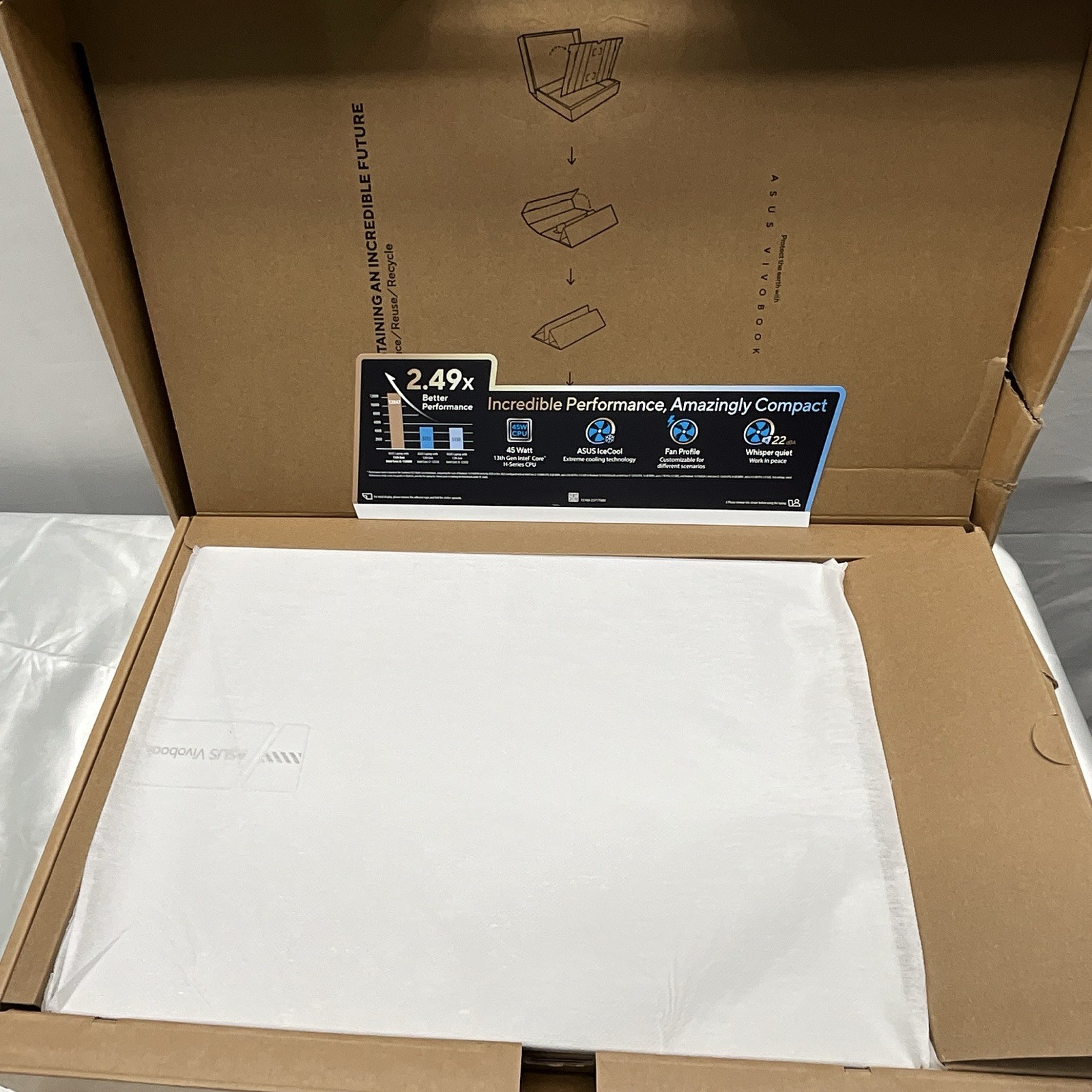 ASUS VivoBook 16 16in Core i9 16GB RAM 1TB SSD Win 11 Home Silver. Torn box.
