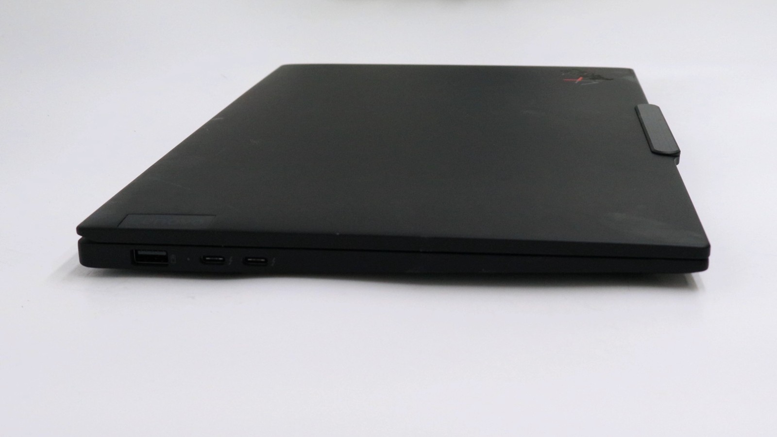 Lenovo ThinkPad X1 Carbon Gen 12 14″ Ultra 7 165U 32GB 512GB – Very Good