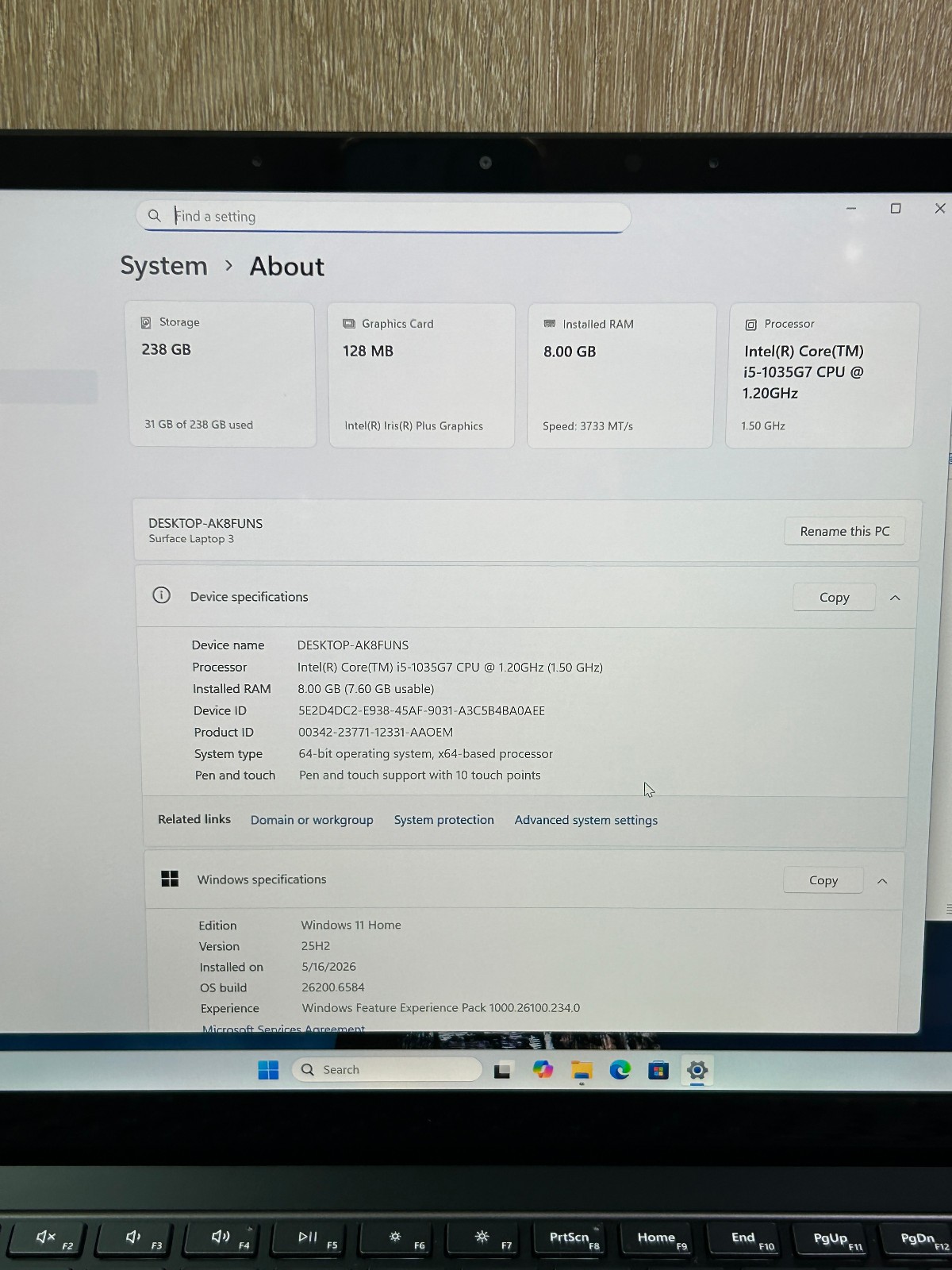 Microsoft Surface Laptop 3 i5-1035G7 1.2GHz 256GB SSD 8GB DDR4 Black