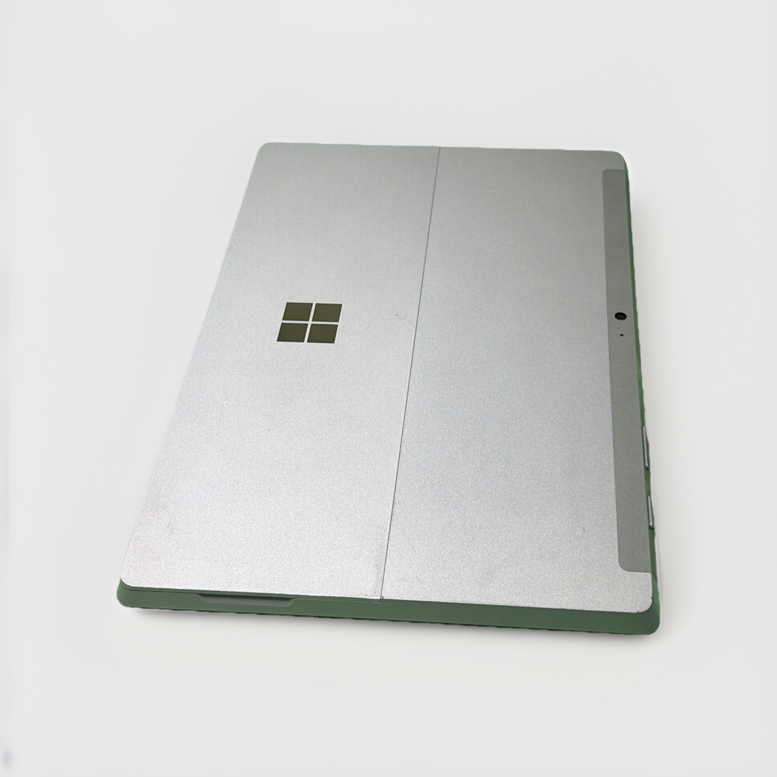 Microsoft Surface 3, Intel Atom x7-Z8700 @ 1.6GHz, 4GB RAM, 128GB SSD, W10P