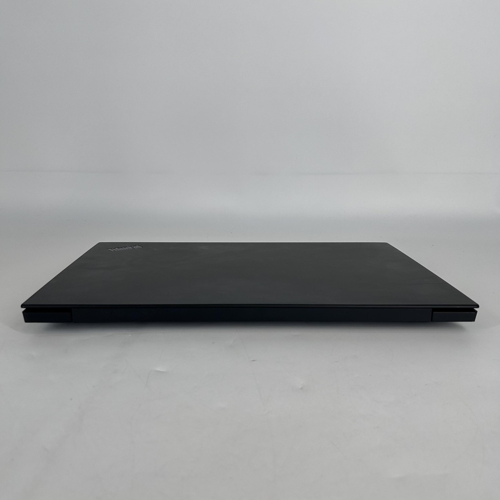 Lenovo ThinkPad P1 Gen 3 15 FHD i7-10850H 2.70GHz 32GB 512GB Quadro T2000 Max-Q