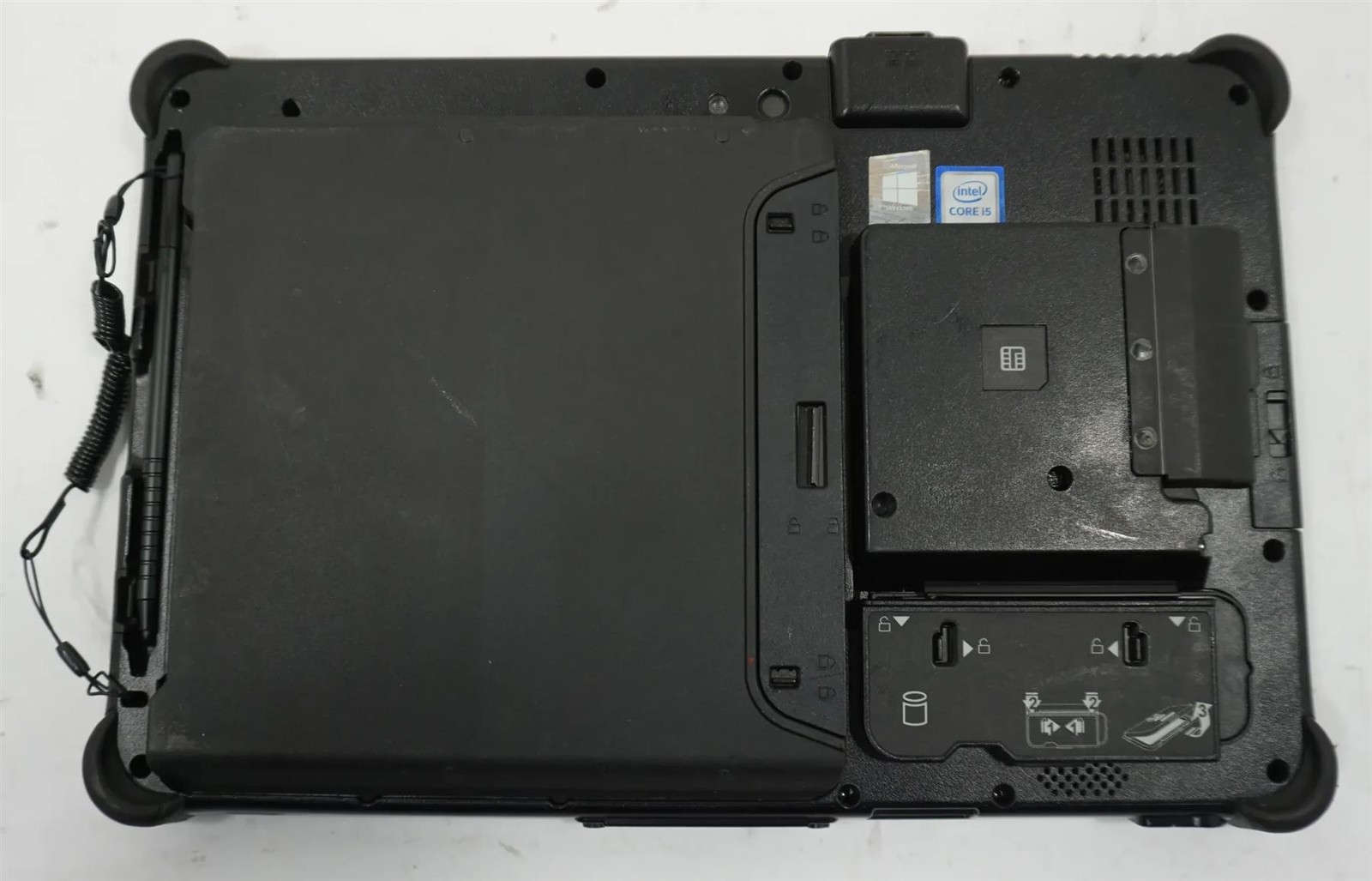 Getac F110 G5 11.6″ FHD Touch Core i5-8265U 1.60GHz 32GB 256GB SSD Tablet