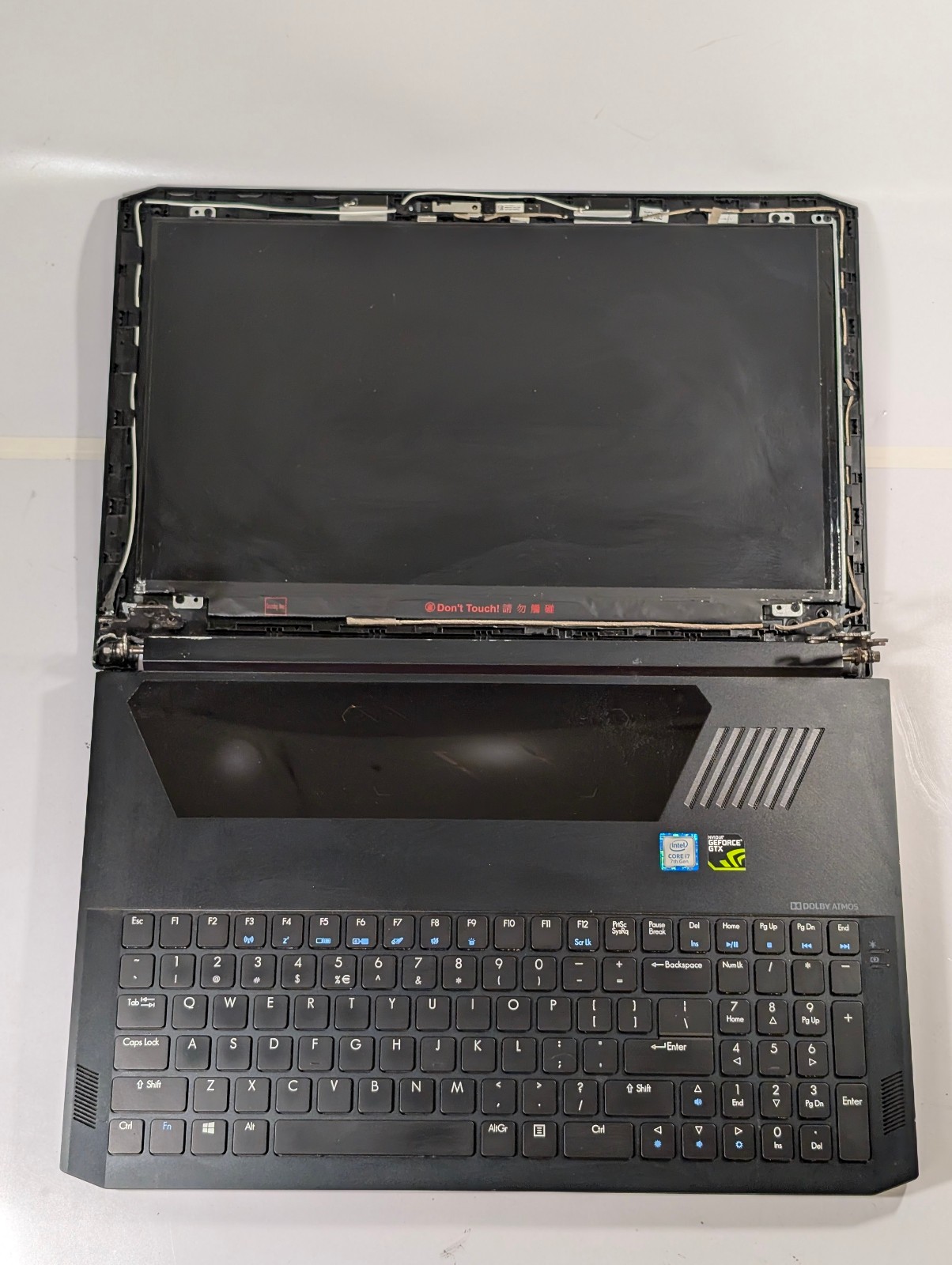 Acer Predator Triton 700 PT715-51 i7-7700HQ NO RAM NO HDD NO SSD NO OS; for part