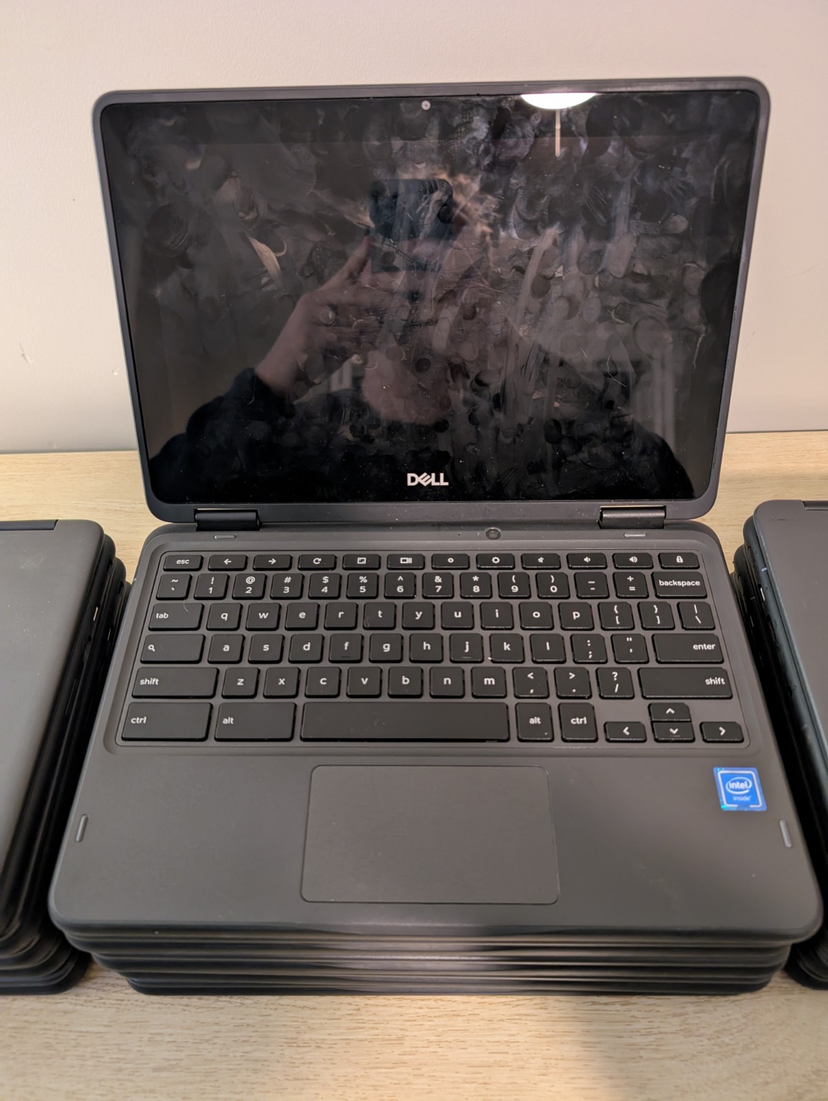Lot Of 10 Dell 3100 2 In 1 Touch Chromebooks and Charger Intel Celeron, 2.80 GHz
