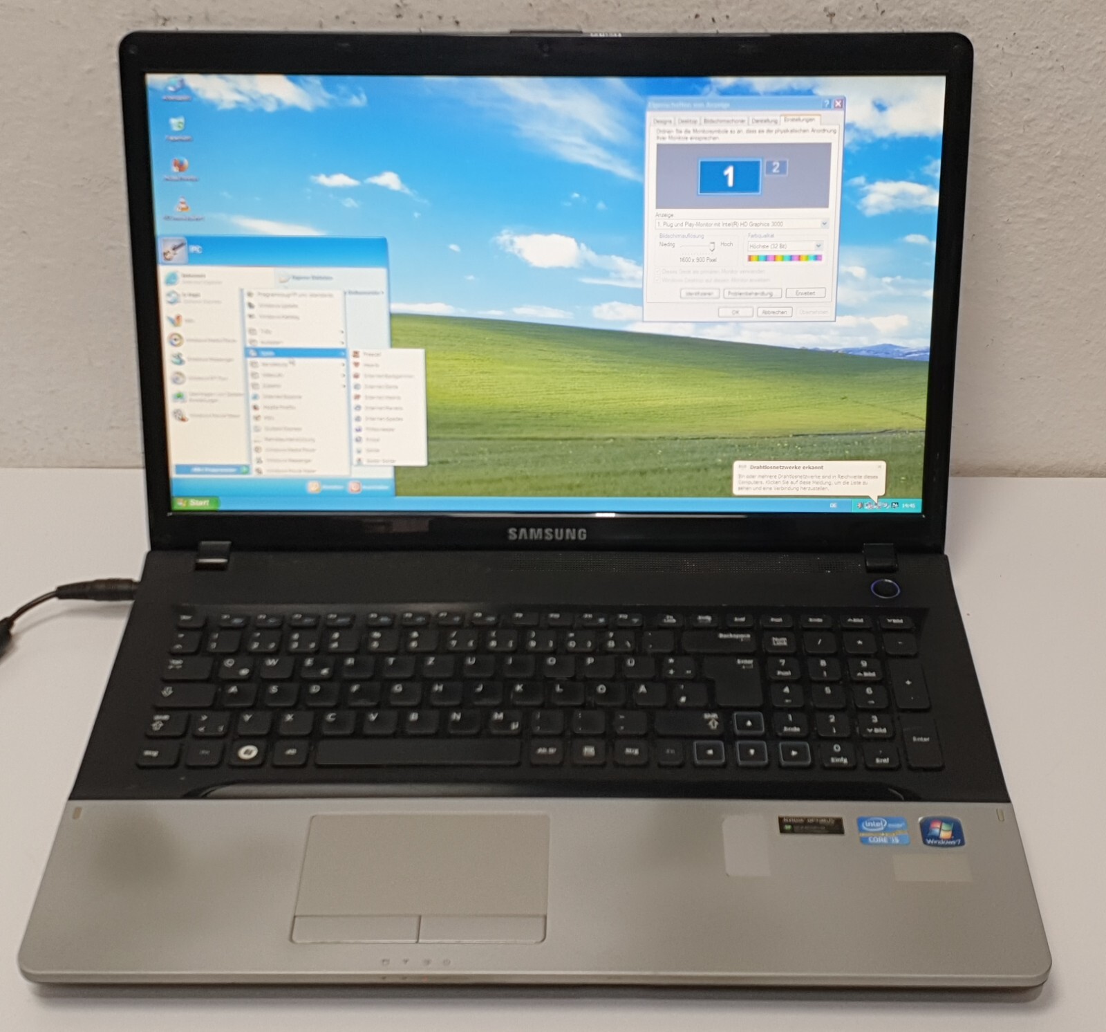Samsung NP300E Windows XP Notebook i5-2430M 2.40GHz 500GB 4GB 15.6″ DVD FAULTY!