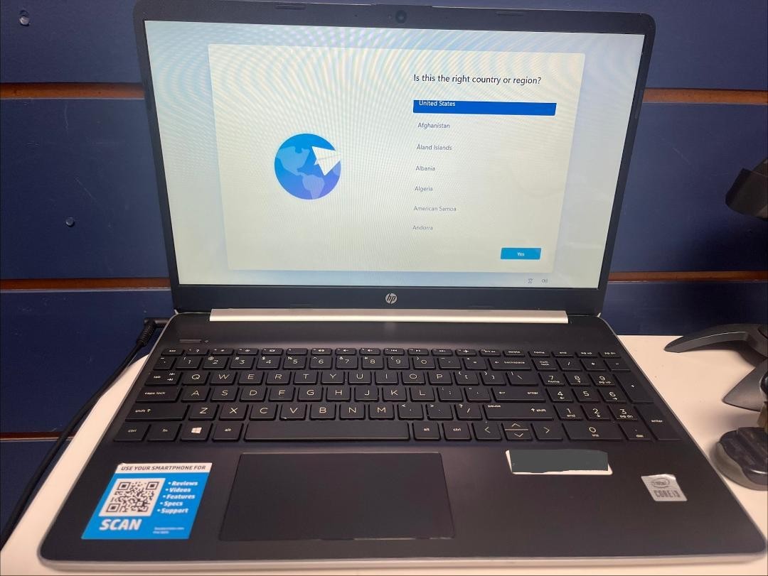 Hewlett Packard Laptop Model 15-DY1085nr