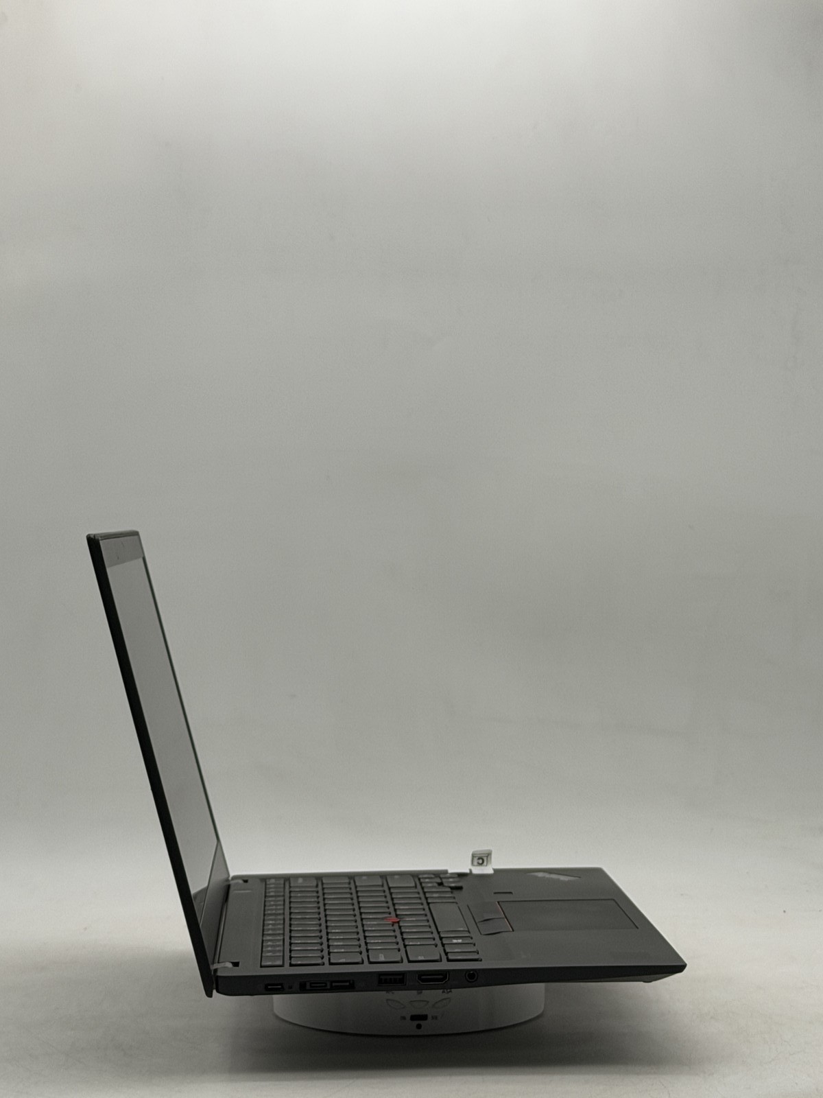 Lenovo ThinkPad T14s (Gen 1) 14inch i5-10310U 8GB 256GB NO OS Read